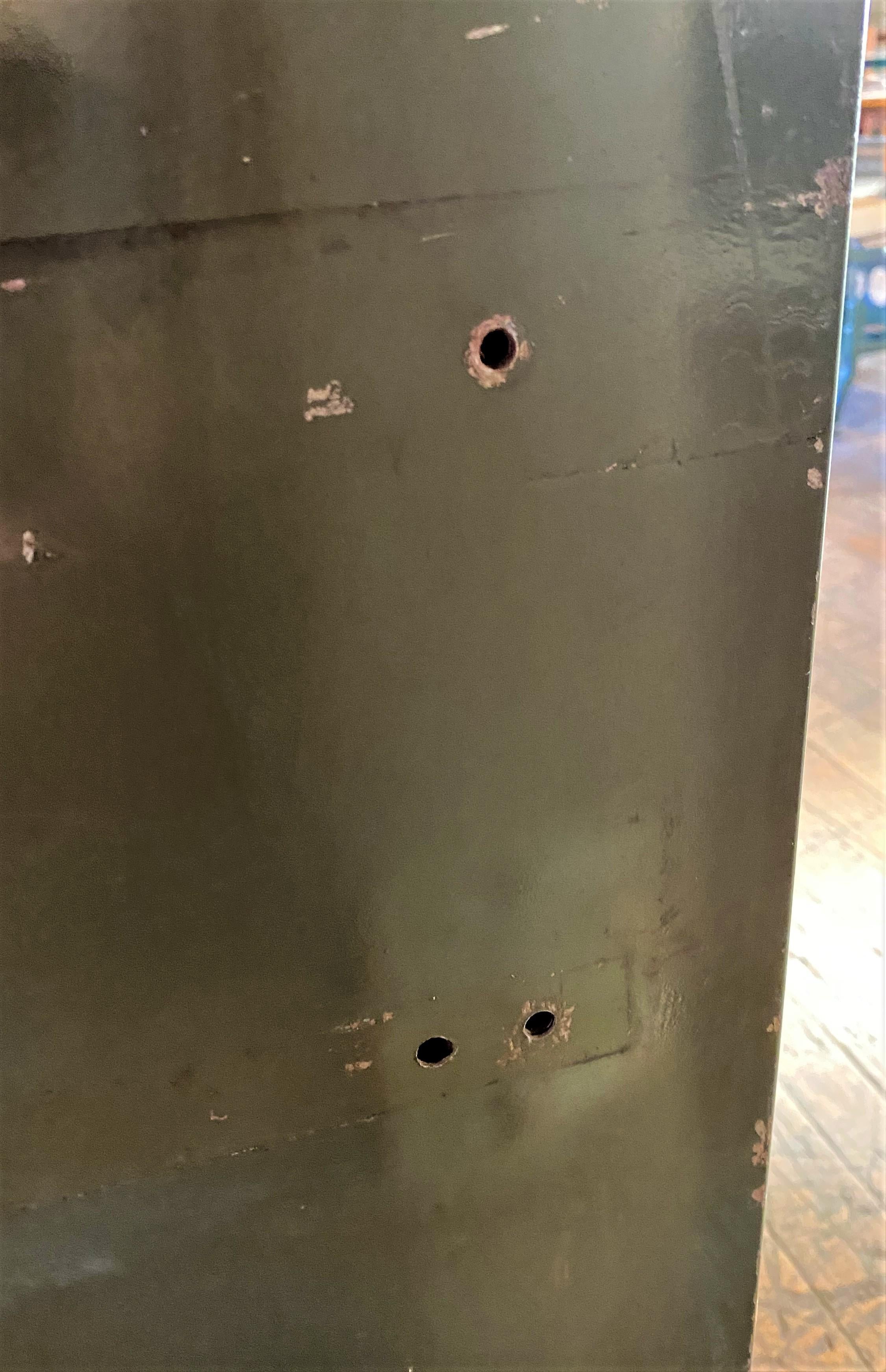 General Fireproofing Co. Cabinet In Good Condition In Oakville, CT