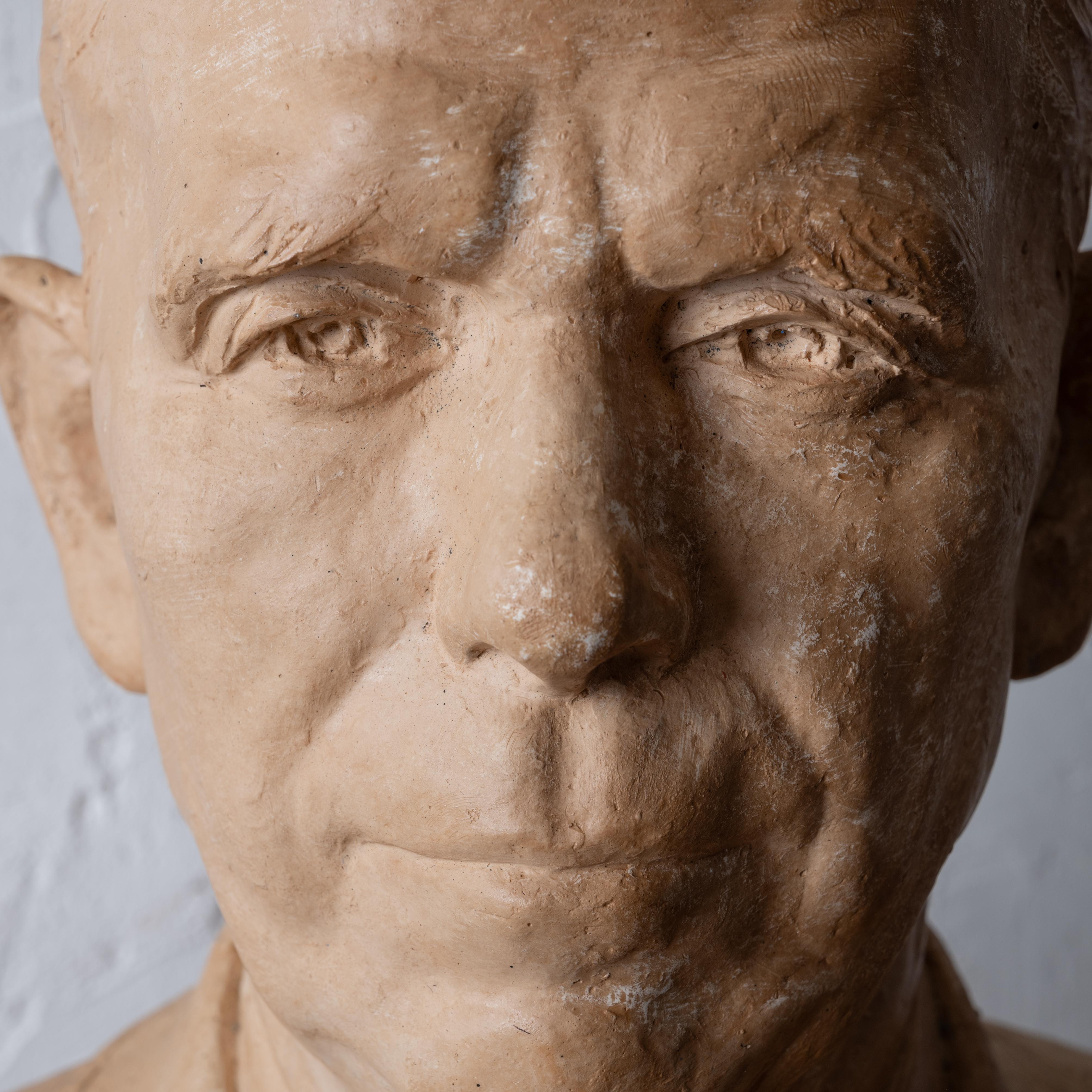 General George C. Marshall Plaster Bust by Rosario Russell Fiore For Sale 2
