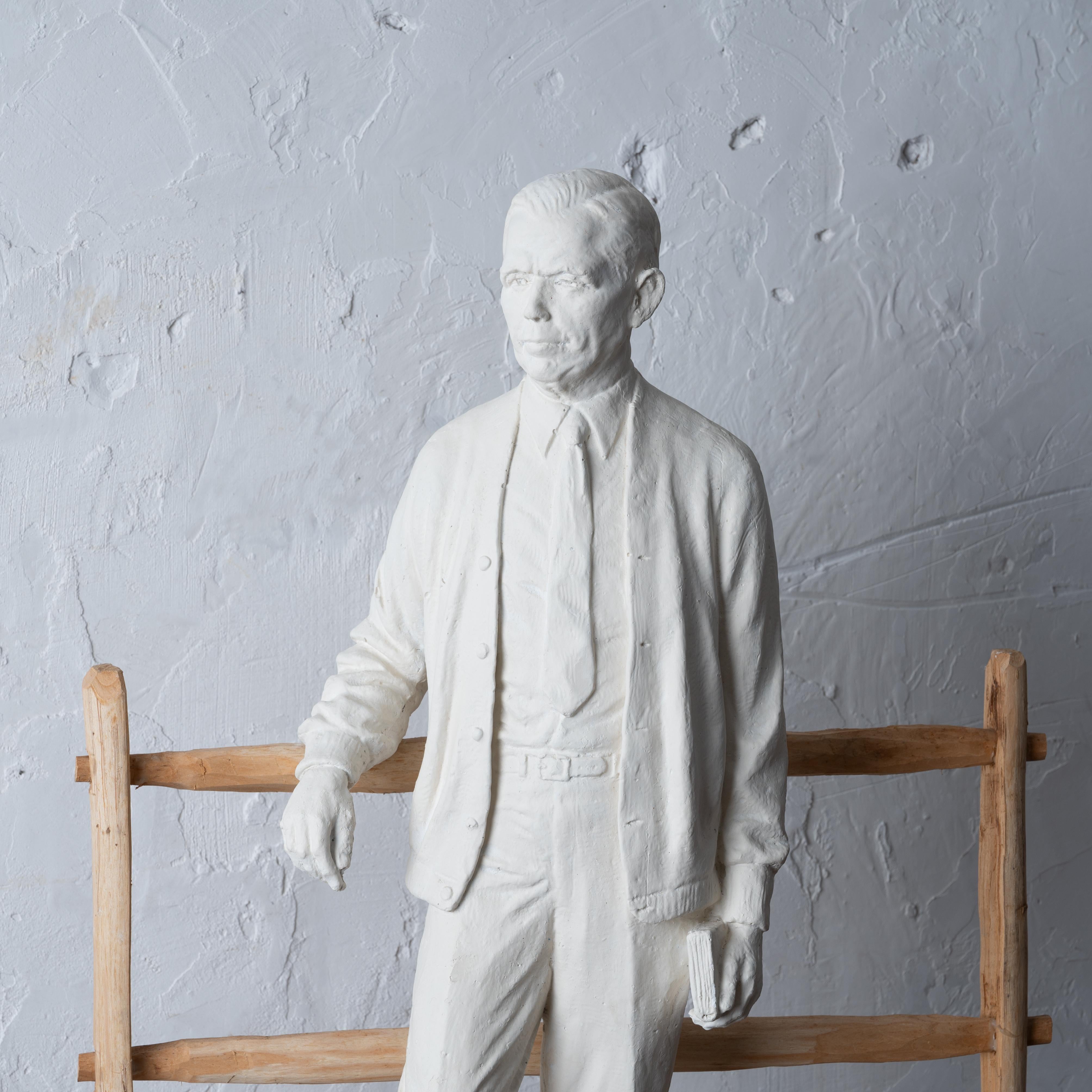 General George C. Marshall Plaster Maquette by Rosario Russell Fiore In Good Condition For Sale In Savannah, GA