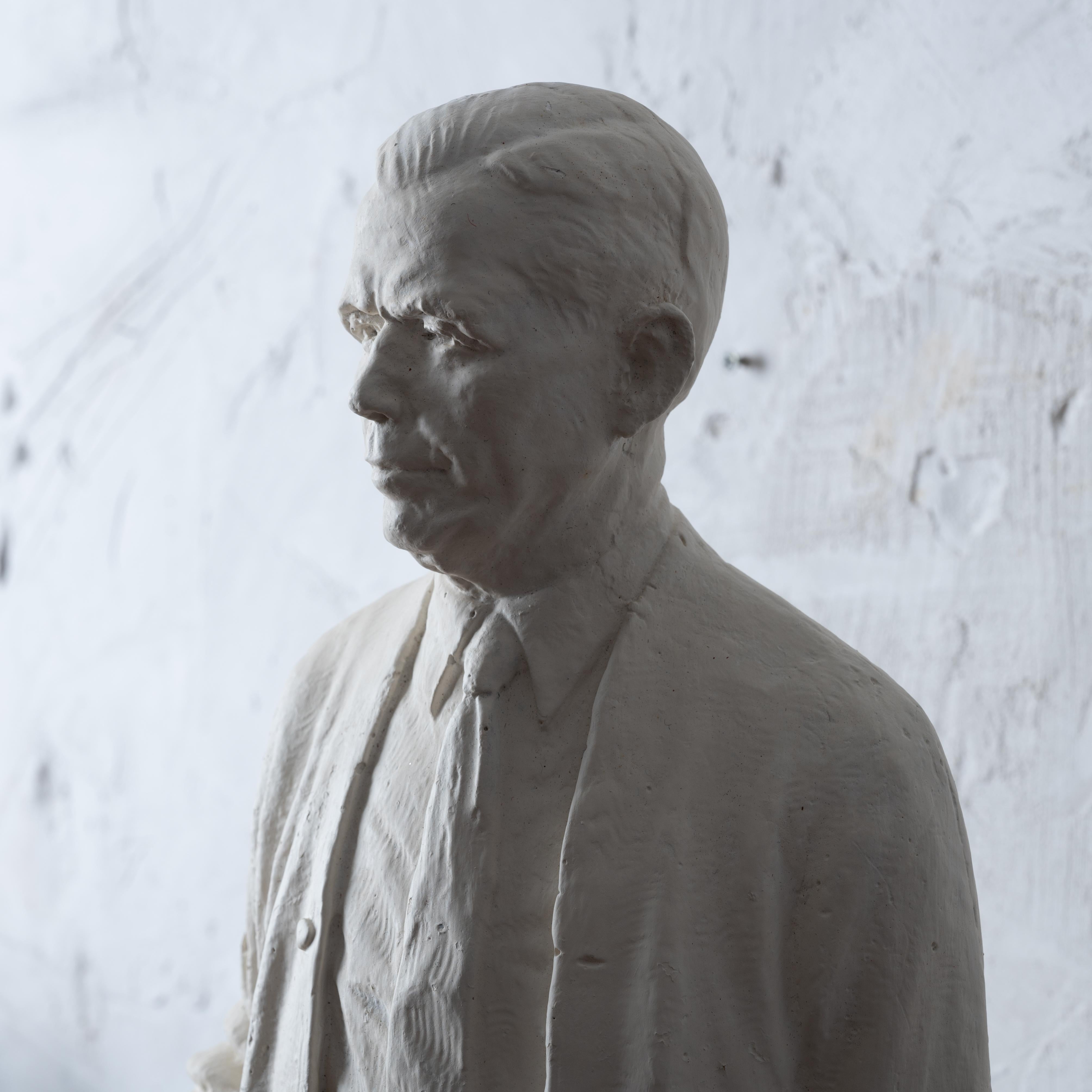 General George C. Marshall Plaster Maquette by Rosario Russell Fiore For Sale 3