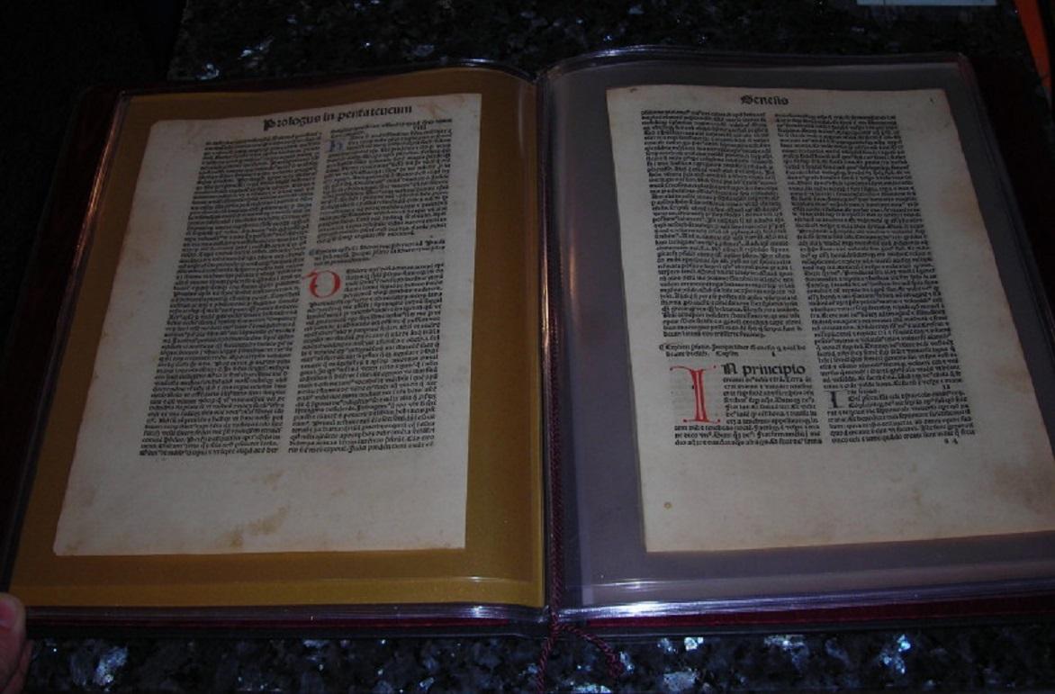 Genesis Beginnings, Super-Portfolio, Four-Leaf Set from a 1484 Latin Bible For Sale 4