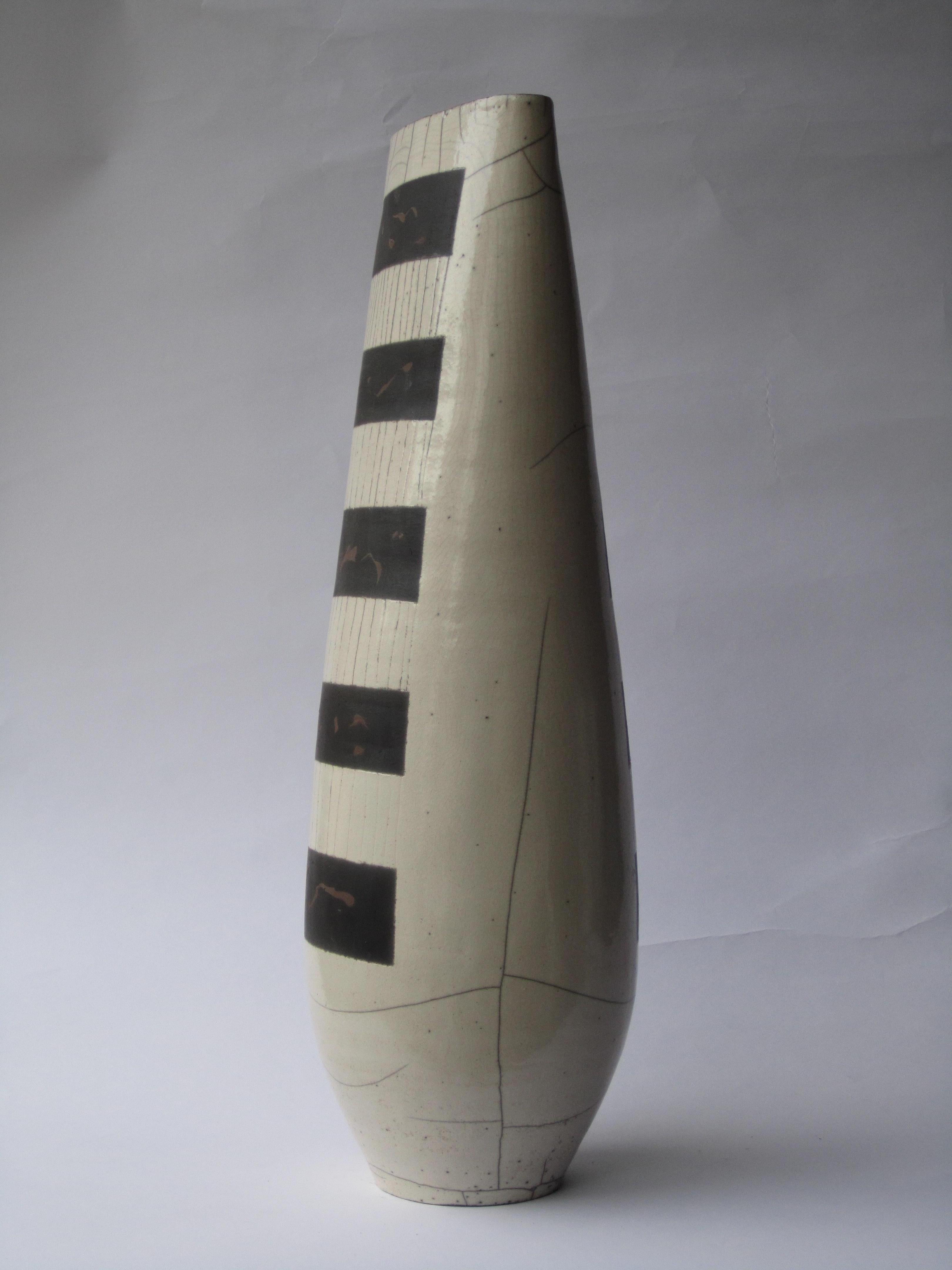 Genesis VIII, Raku Fired Vase In New Condition For Sale In Paris, FR