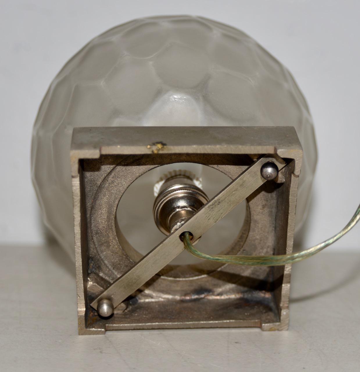 French Genet & Michon 'France' Art Deco Glass Globe Table Lamp, circa 1920s For Sale