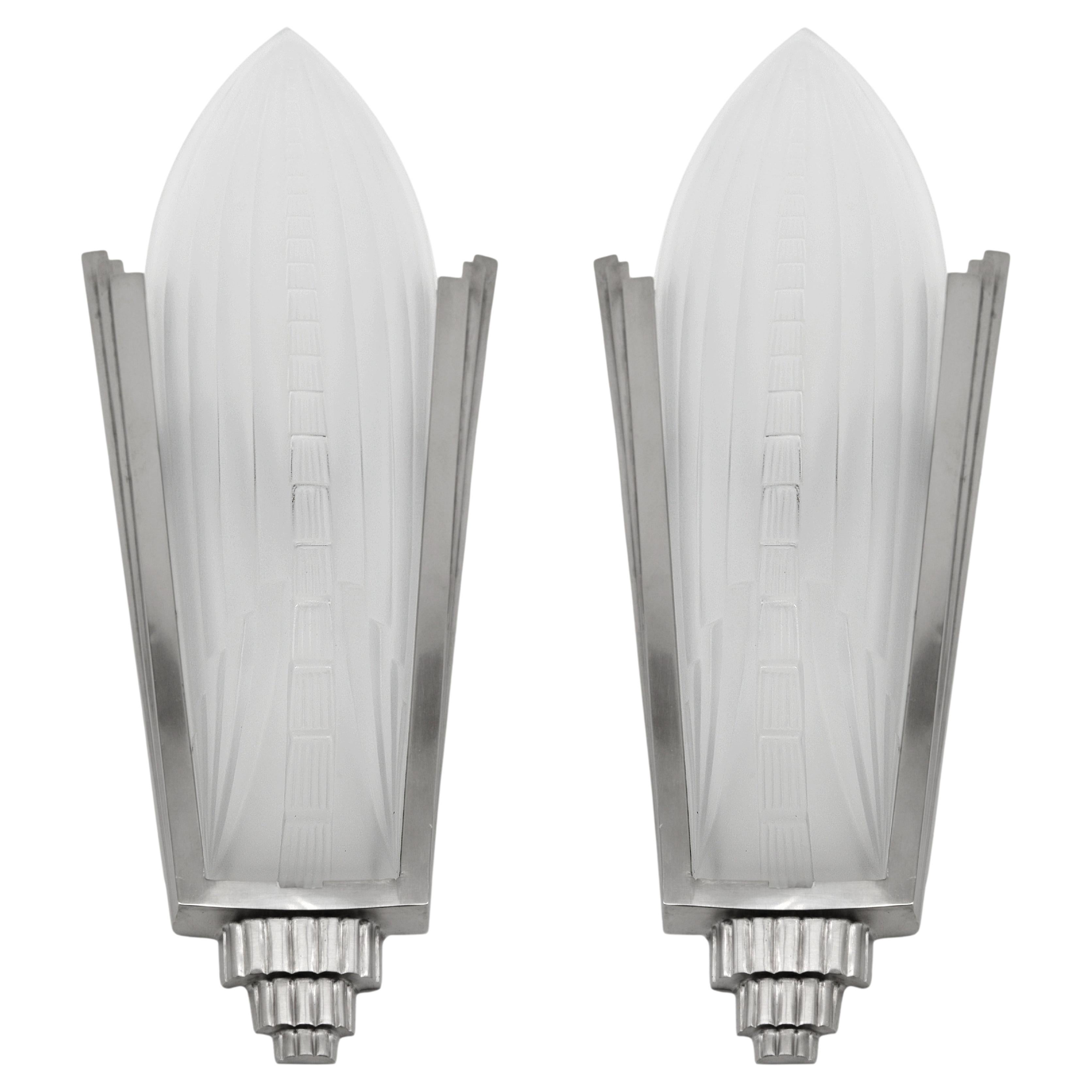 Genet & Michon Large French Art Deco Pair of Wall Sconces, 1920s
