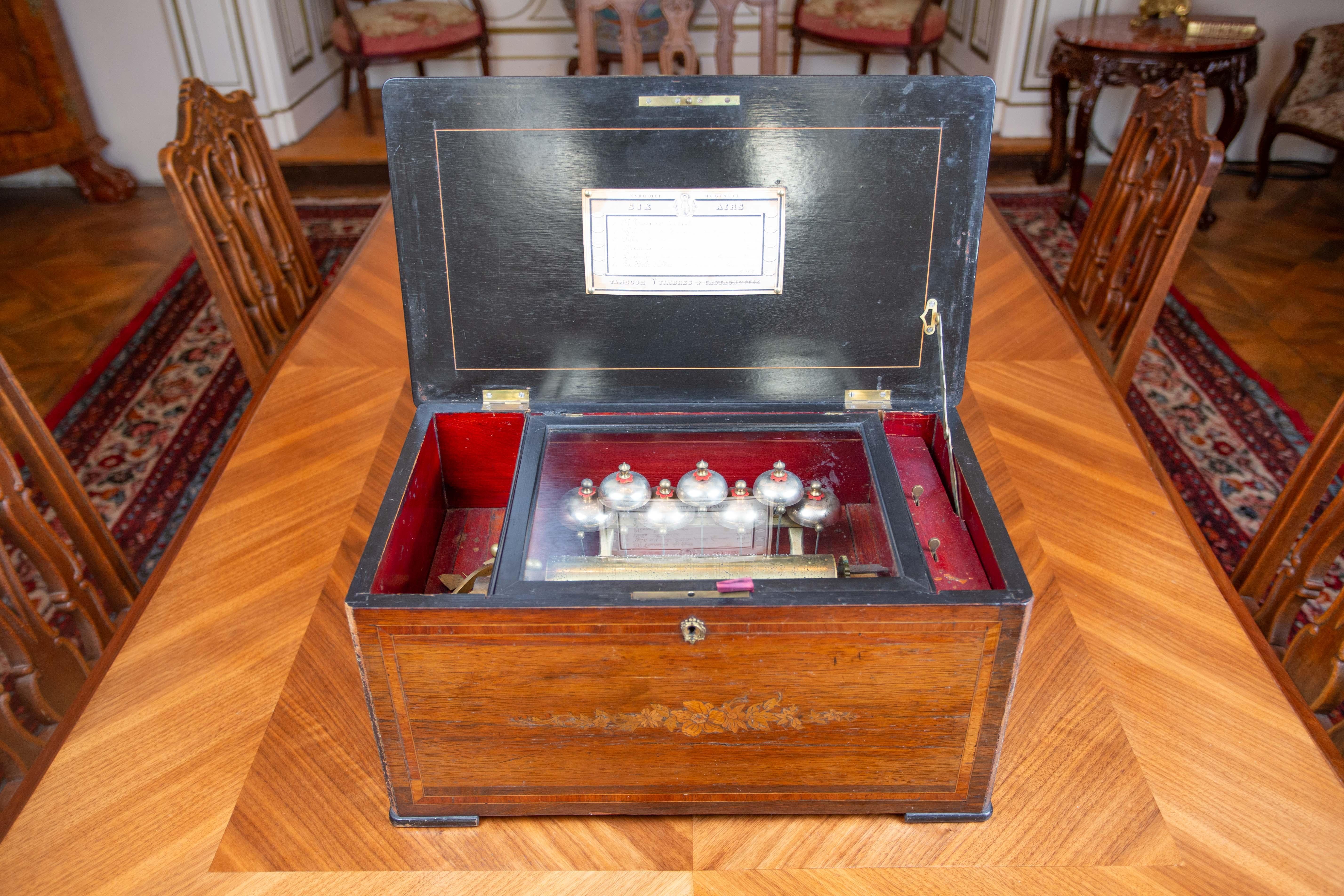 Marquetry Geneva music box with bells For Sale