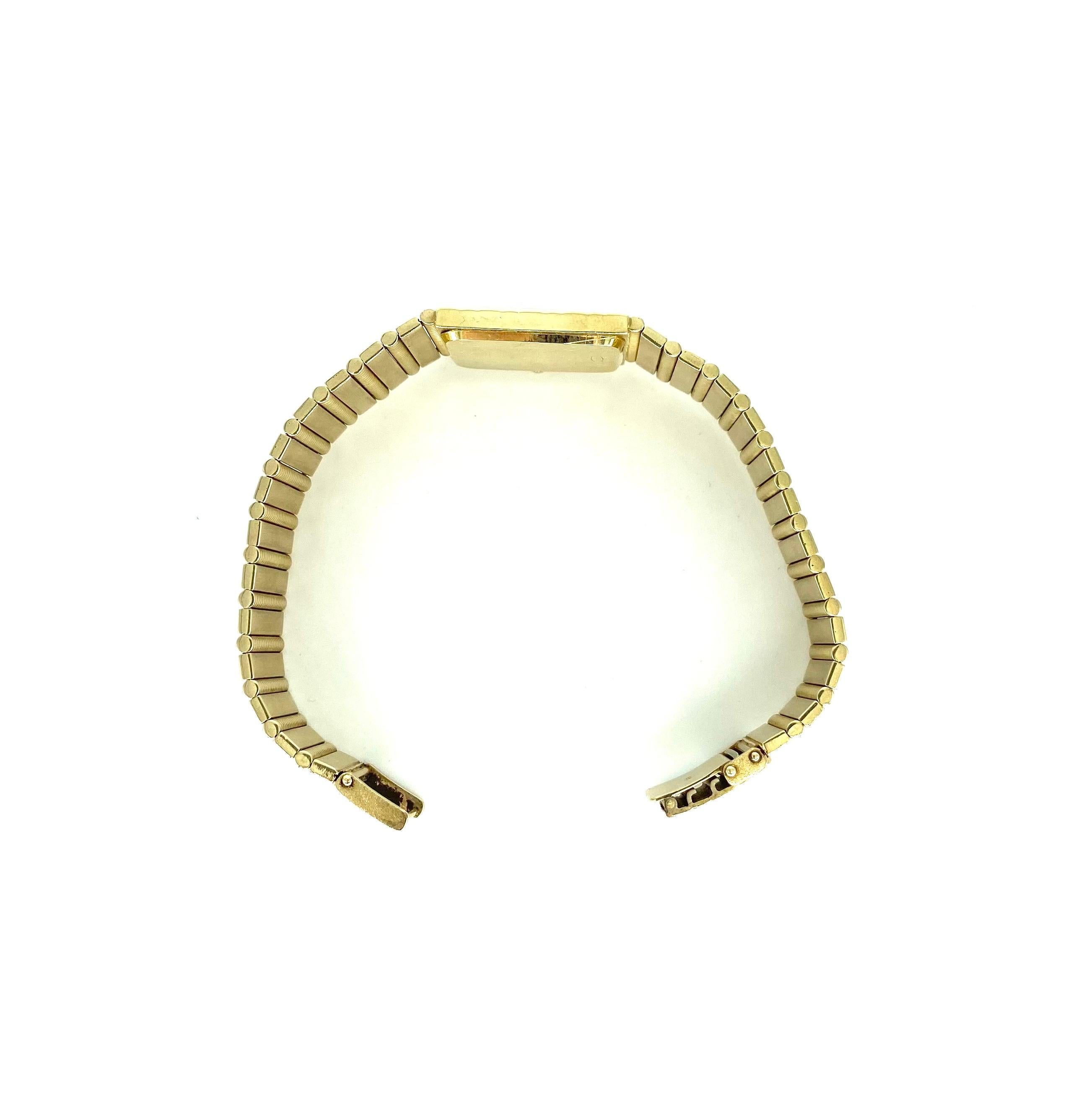 Geneve 14k Gold Fancy Nugget Design Bracelet Montre suisse  en vente 4