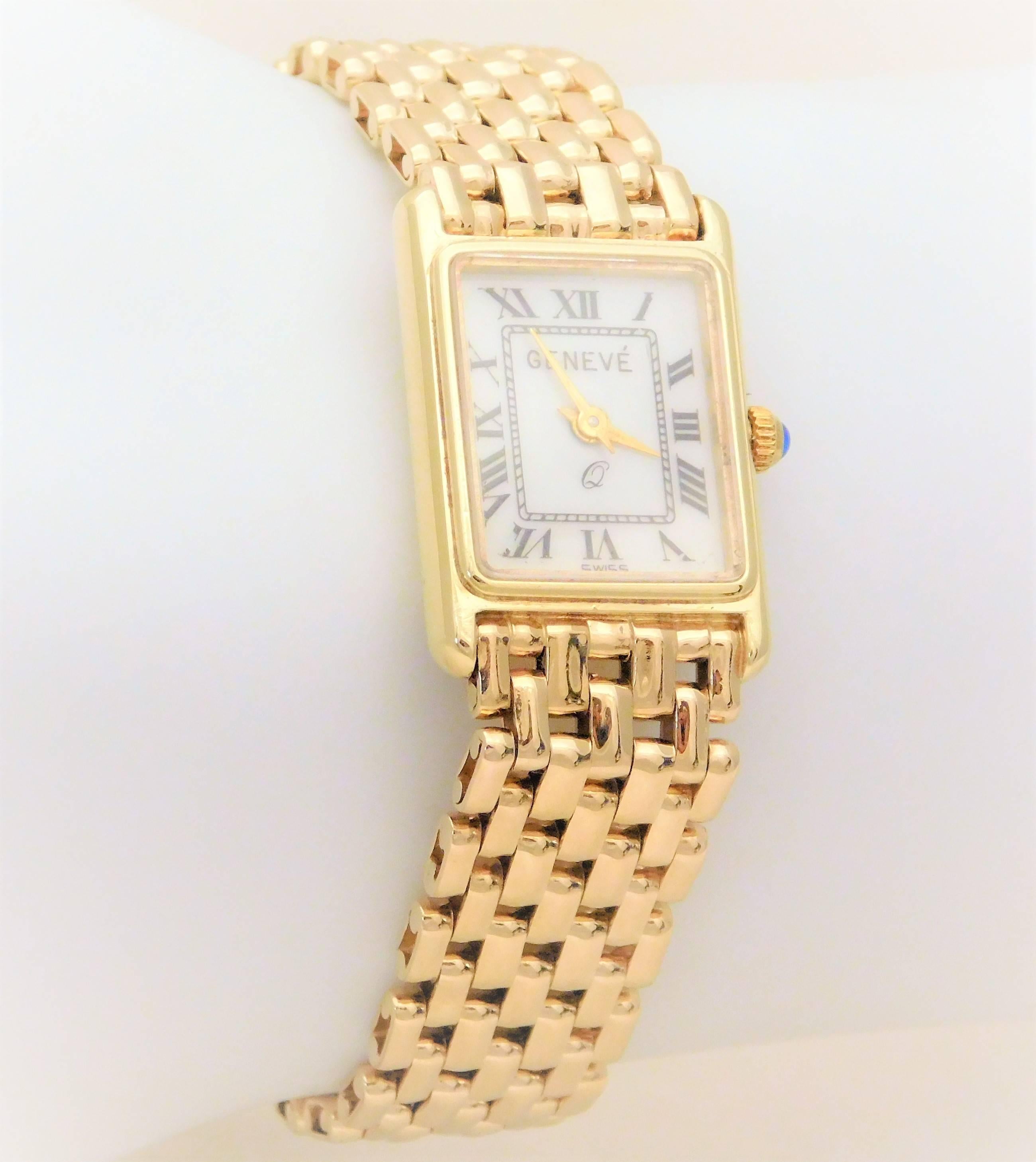 Retro Geneve Ladies yellow Gold Vintage quartz Wristwatch, Circa 1970