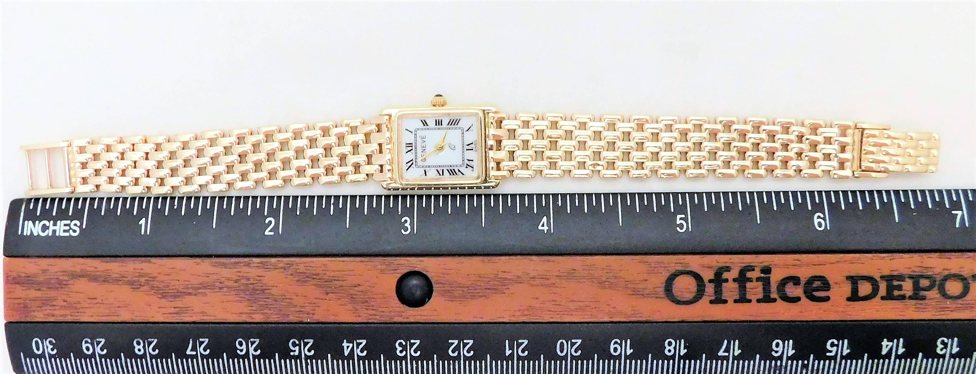 Geneve Ladies yellow Gold Vintage quartz Wristwatch, Circa 1970 3