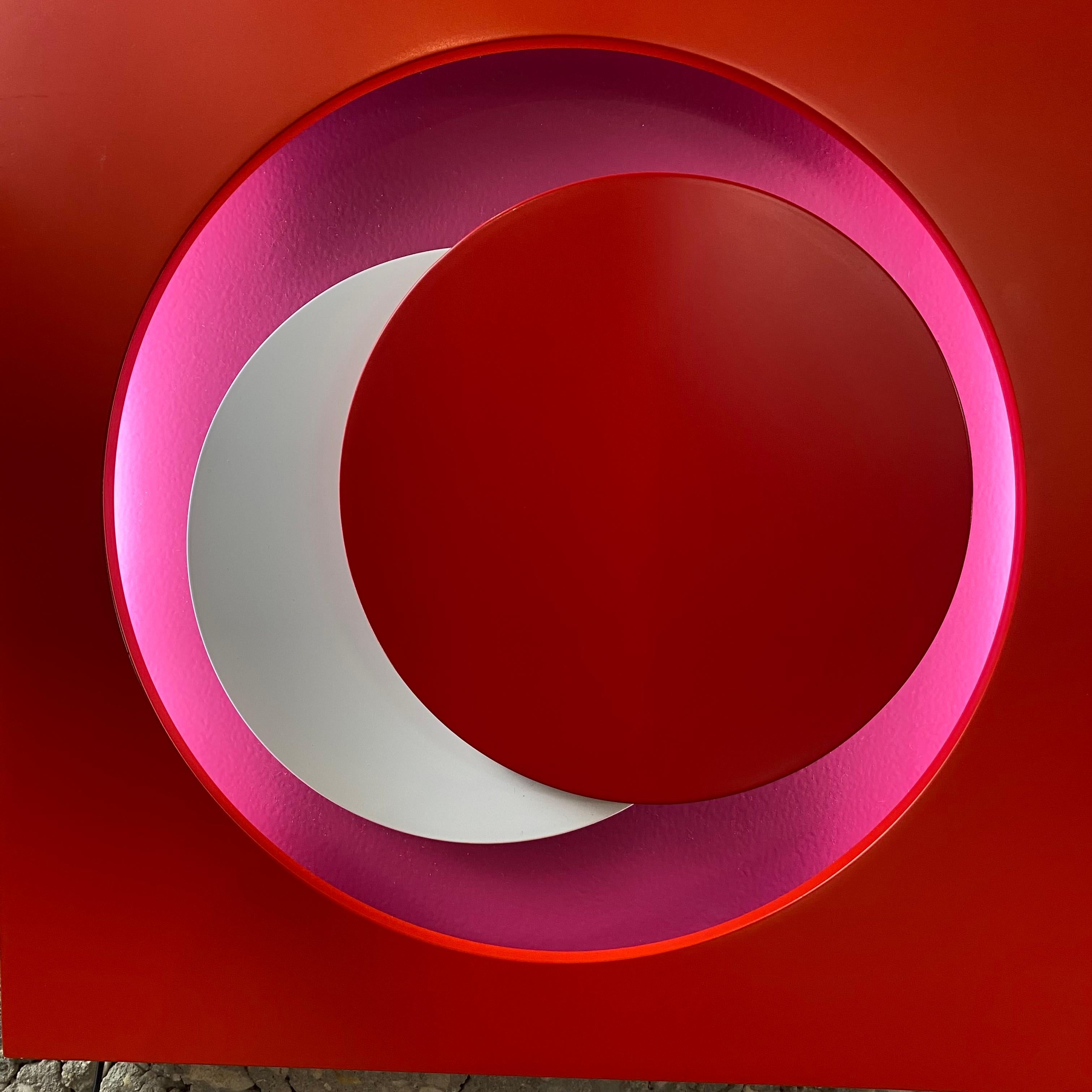 Genevieve Claisse
Light sculpture 
Signed on the back
Geneviève Claisse
Sculpture lumineuse , Cercles en relief
1968/2014
Num 2/4
40X 40 X 5 cm
1800 euros. 

