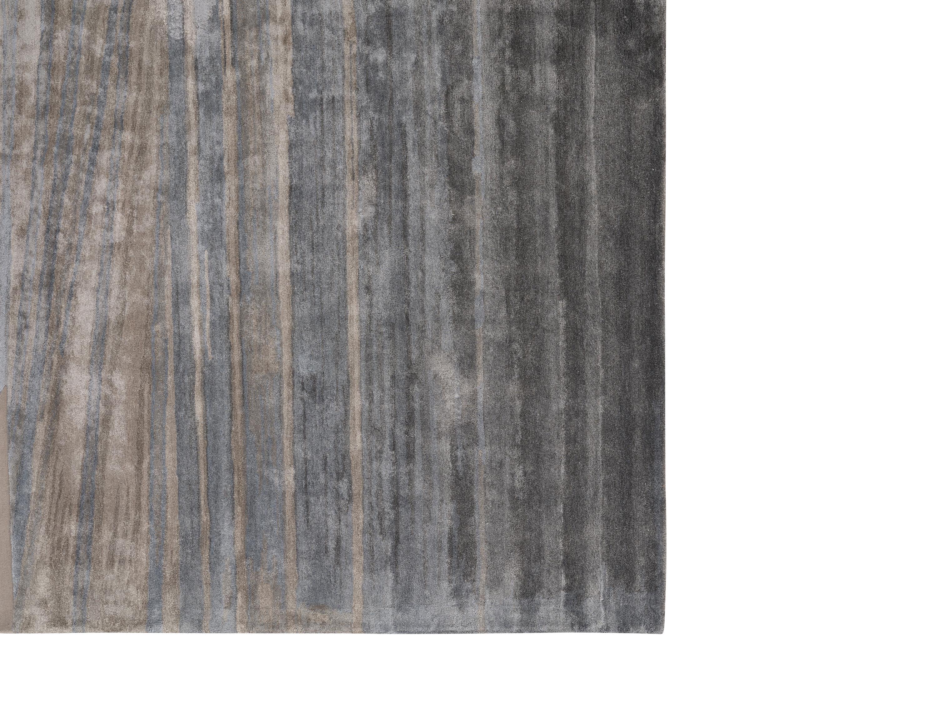 Wool GENIAL Hand Tufted Contemporary Rug in Grey and Bronze Colours by Hands For Sale