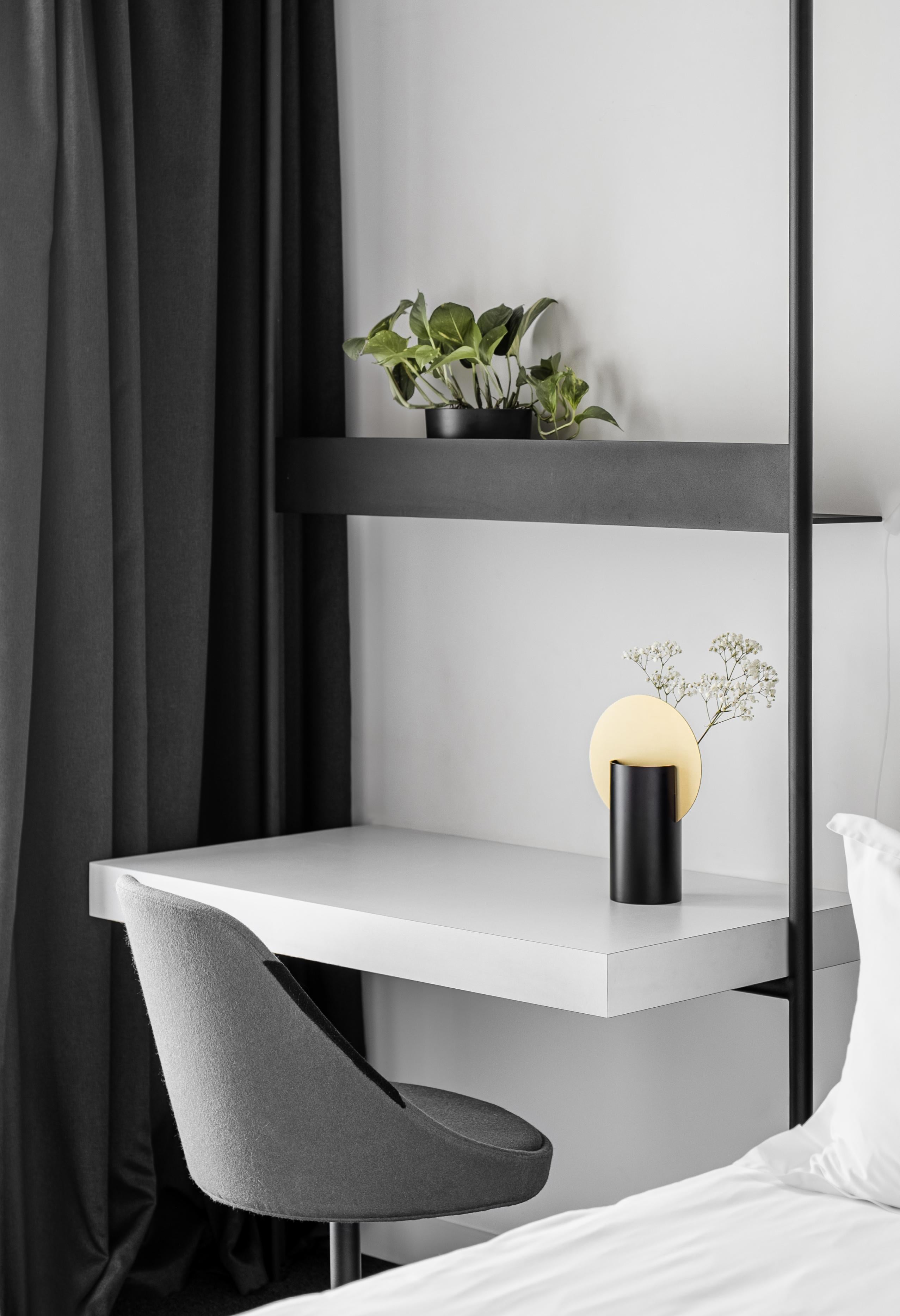 Contemporary Genke Vase CS1  - Sculptural customizable design by Noom in Brass and Steel For Sale