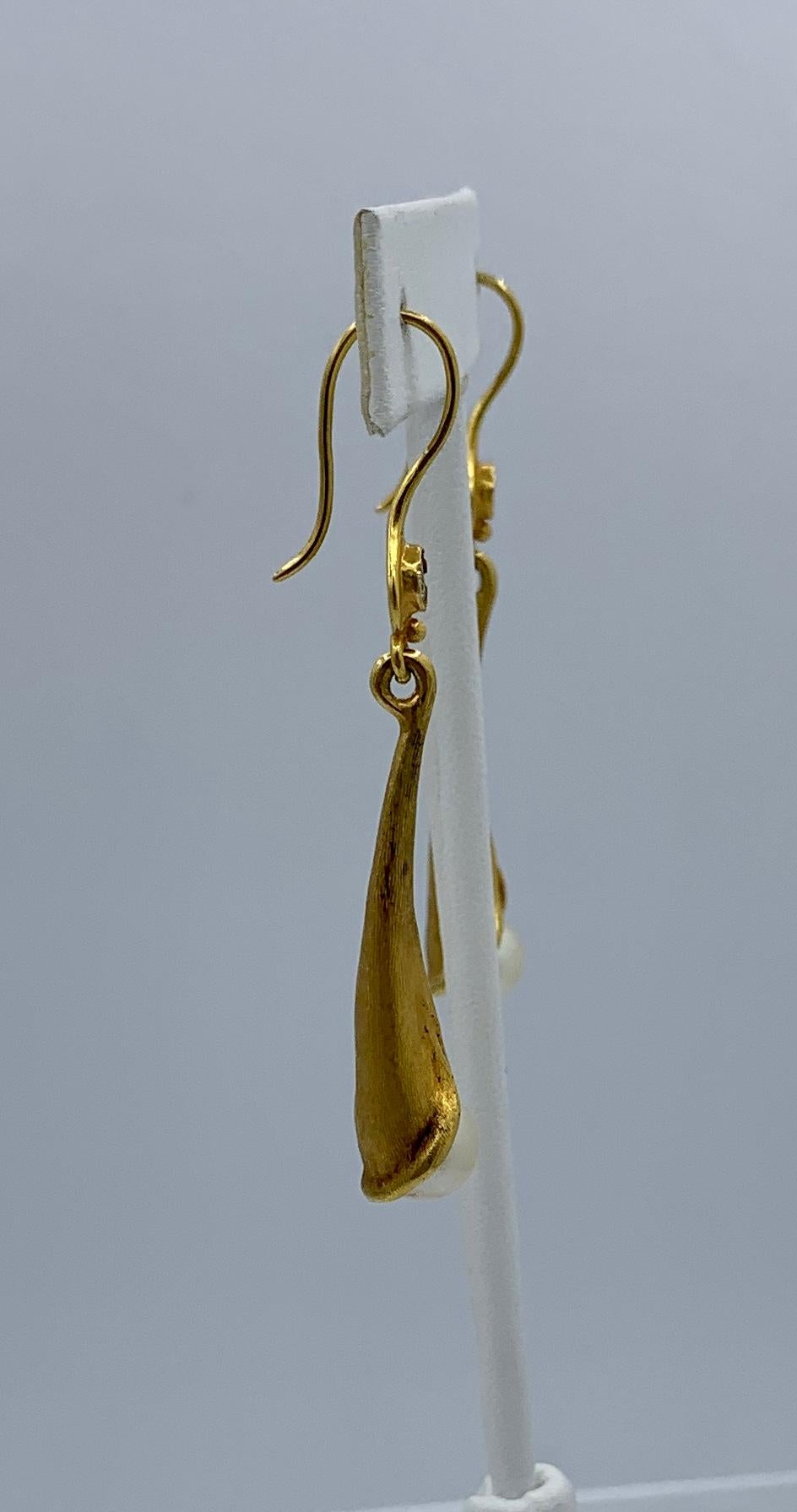 Gennady Osmerkin Diamond Pearl Earrings Lily Flower 18 Karat Gold Modern Art 3