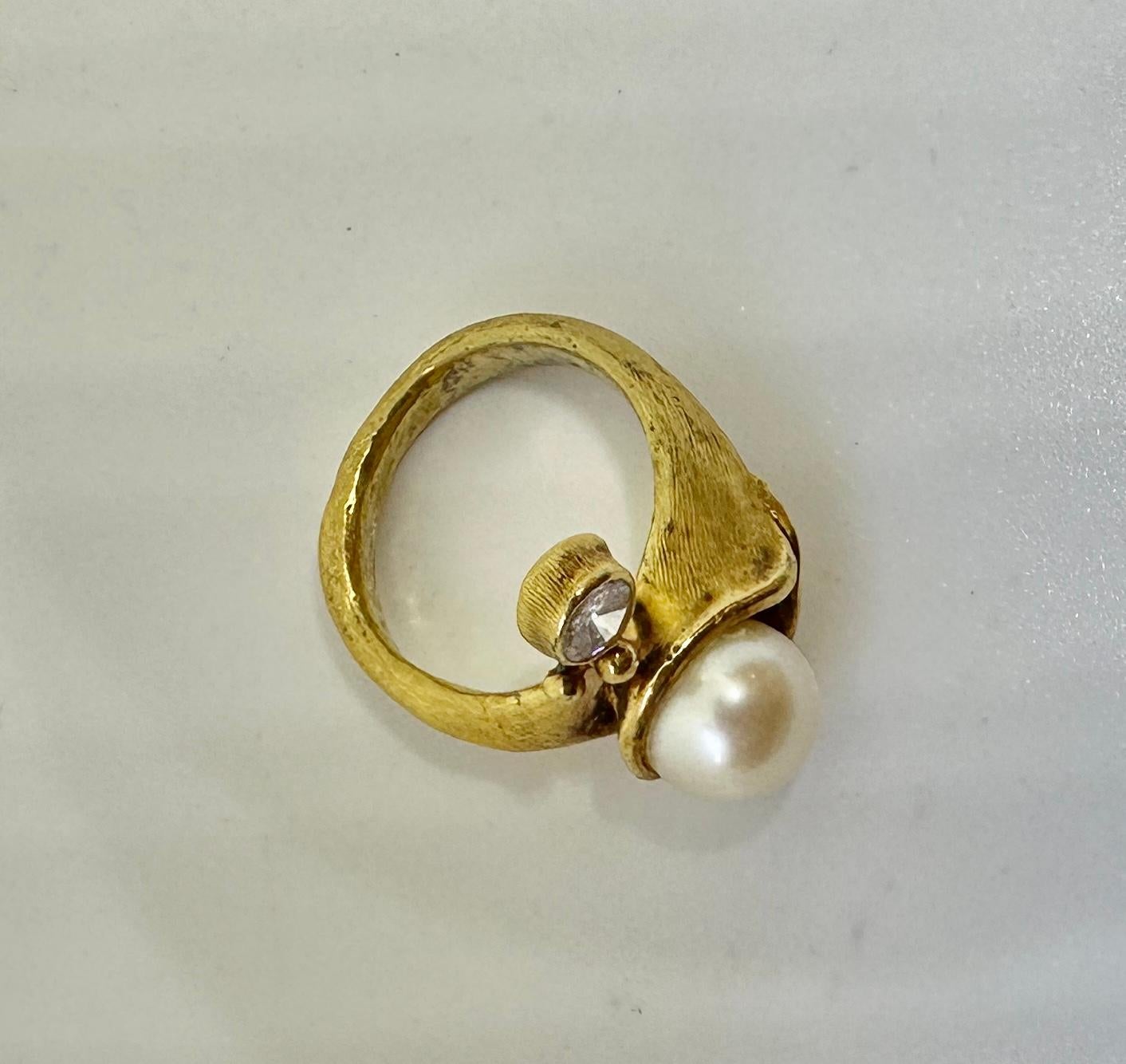 Gennady Osmerkin Diamond Pearl Ring 18 Karat Gold Modern Art Organic Design For Sale 3