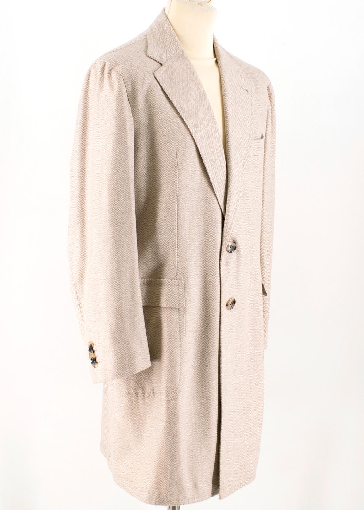 Gennaro Solito Bespoke Cashmere Beige Coat

- This finely made, cashmere coat is a one of a kind piece, made from Napoli, Italy.
- It features two front pockets, single breast pocket (left)
- Two interior pockets
- single breasted coat with beige &