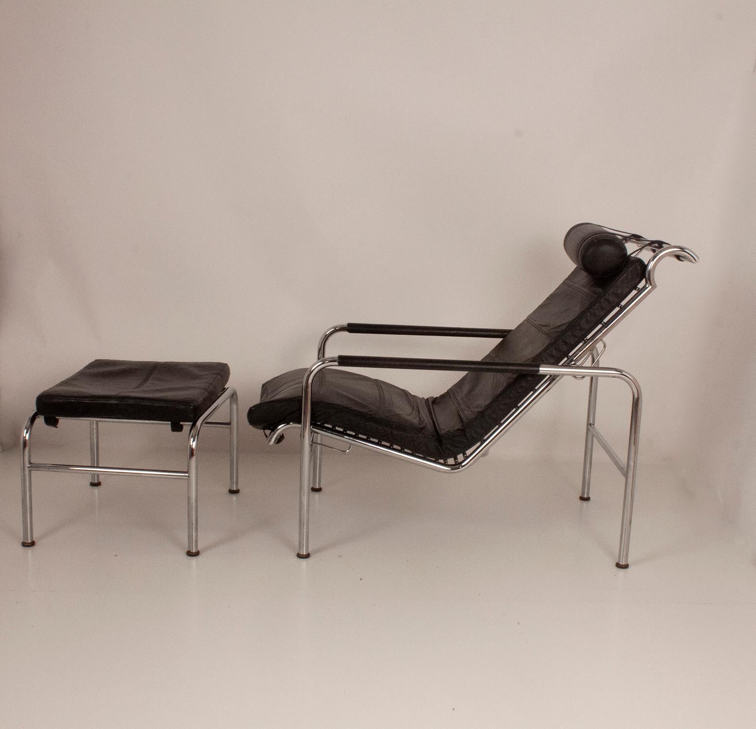 Modern Genni Lounge Chair and Ottoman by Gabriele Mucchi, Italy, 1980s