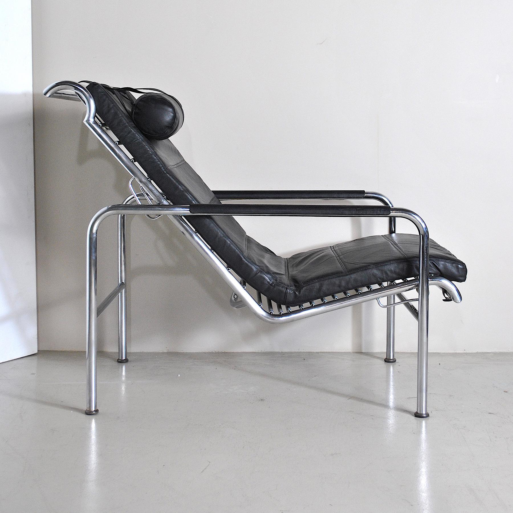 Genni Model Armchair for Zanotta In Good Condition In bari, IT