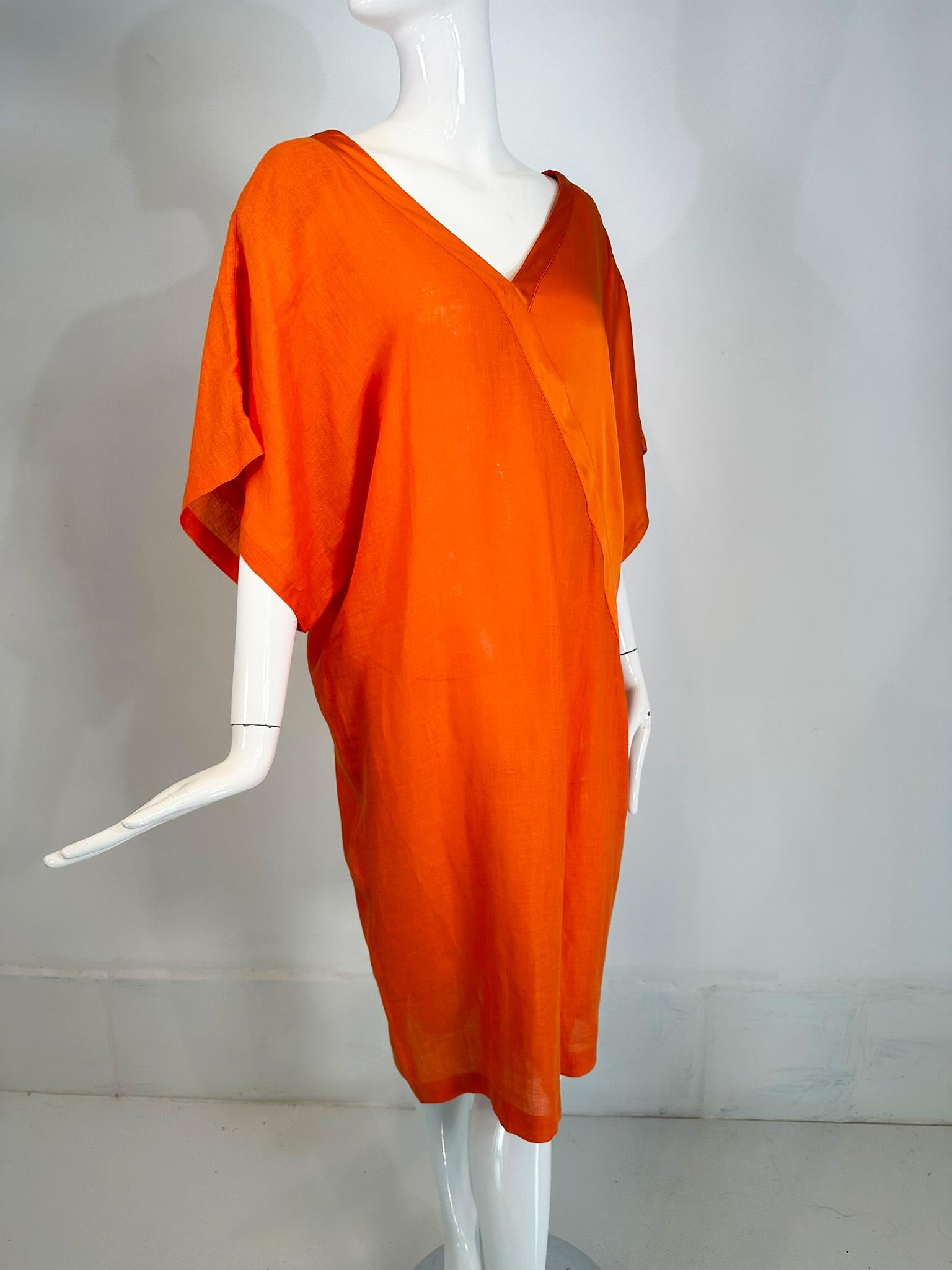 Genny 1990s Mandarin Orange Linen & Silk Kimono Sleeve Sac Dress For Sale 7
