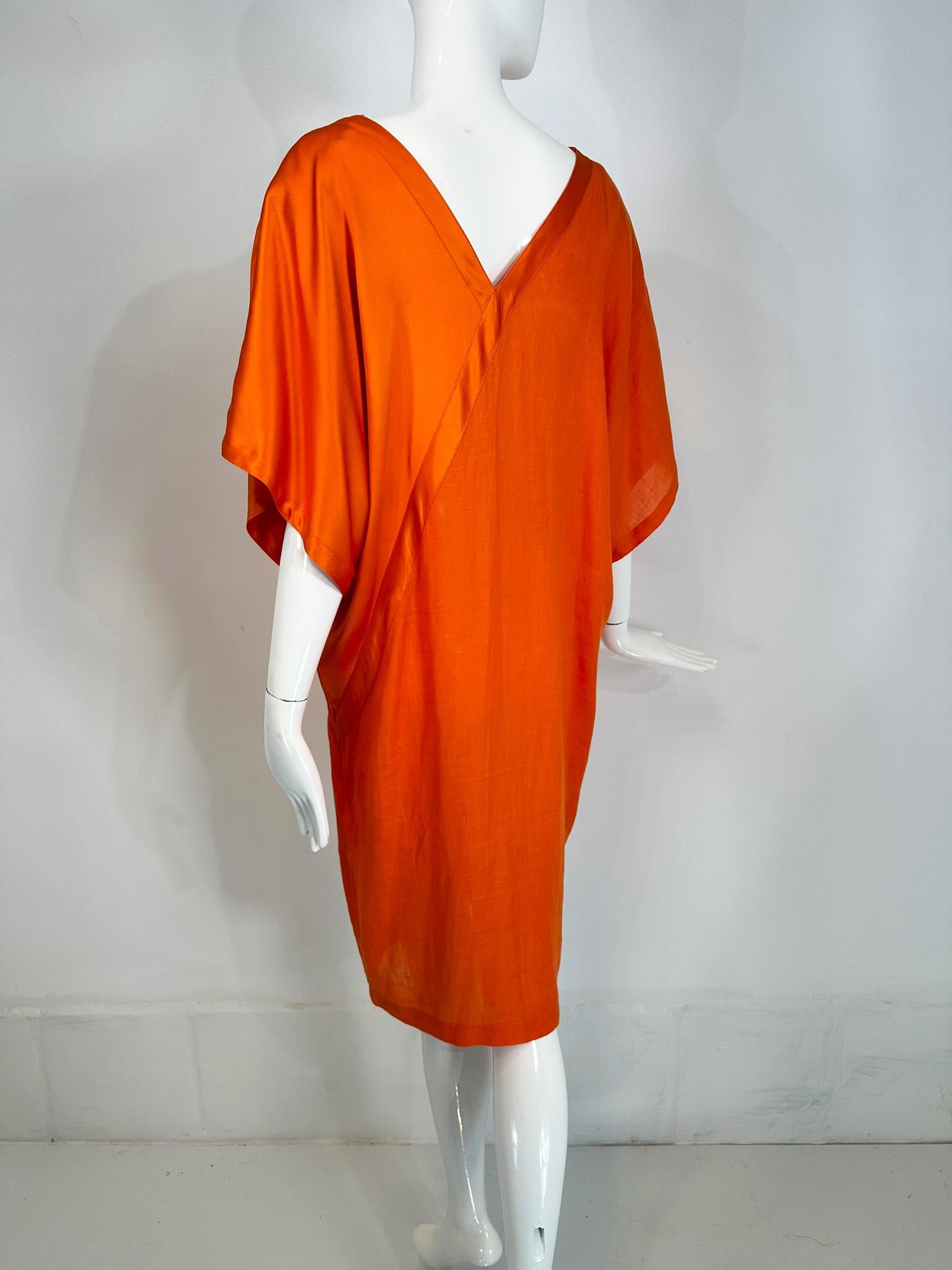 Genny 1990s Mandarin Orange Linen & Silk Kimono Sleeve Sac Dress For Sale 3