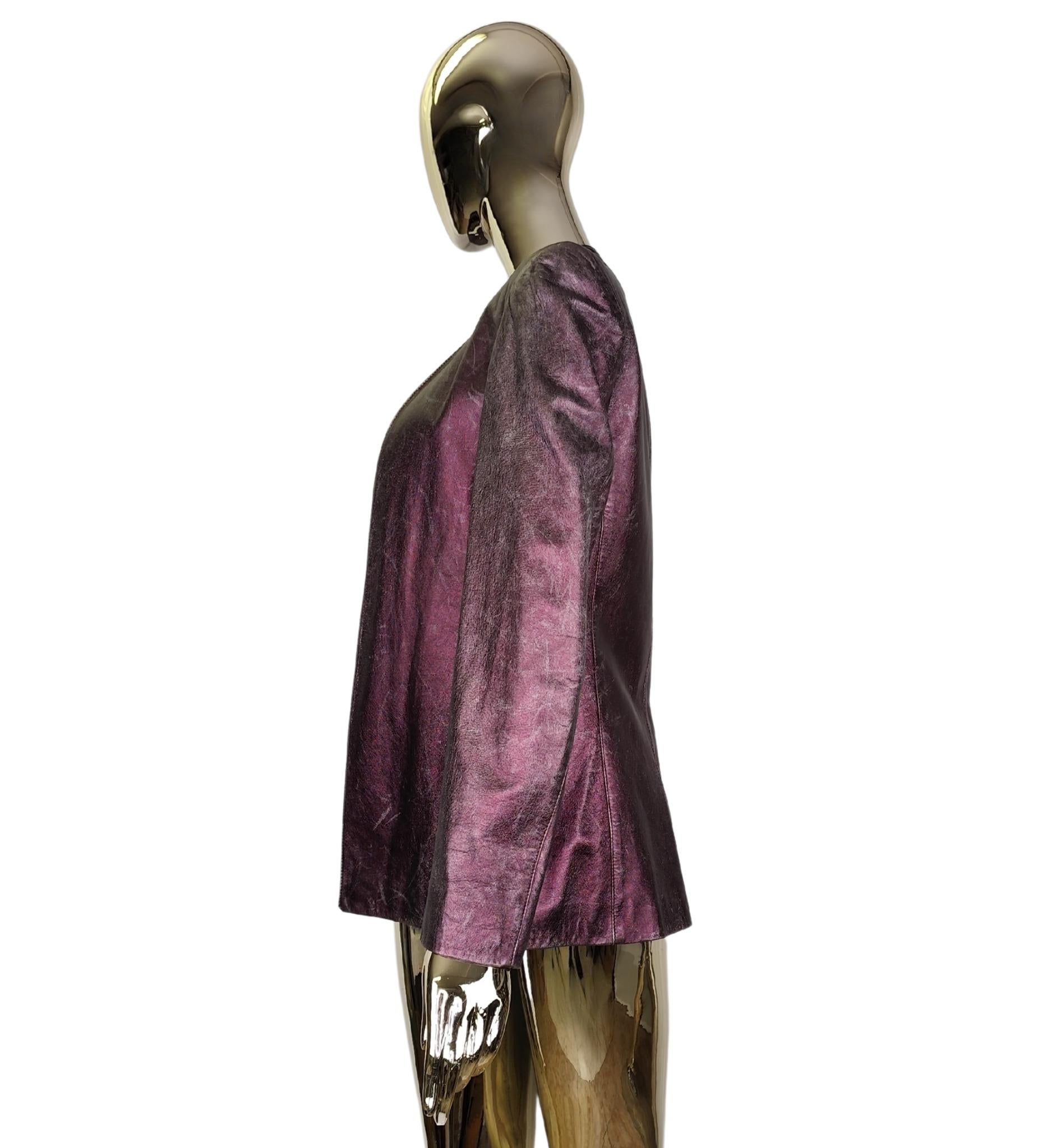 Genny Metallic lila Lederjacke und Oberteil aus Leder im Zustand „Gut“ im Angebot in Milano, IT