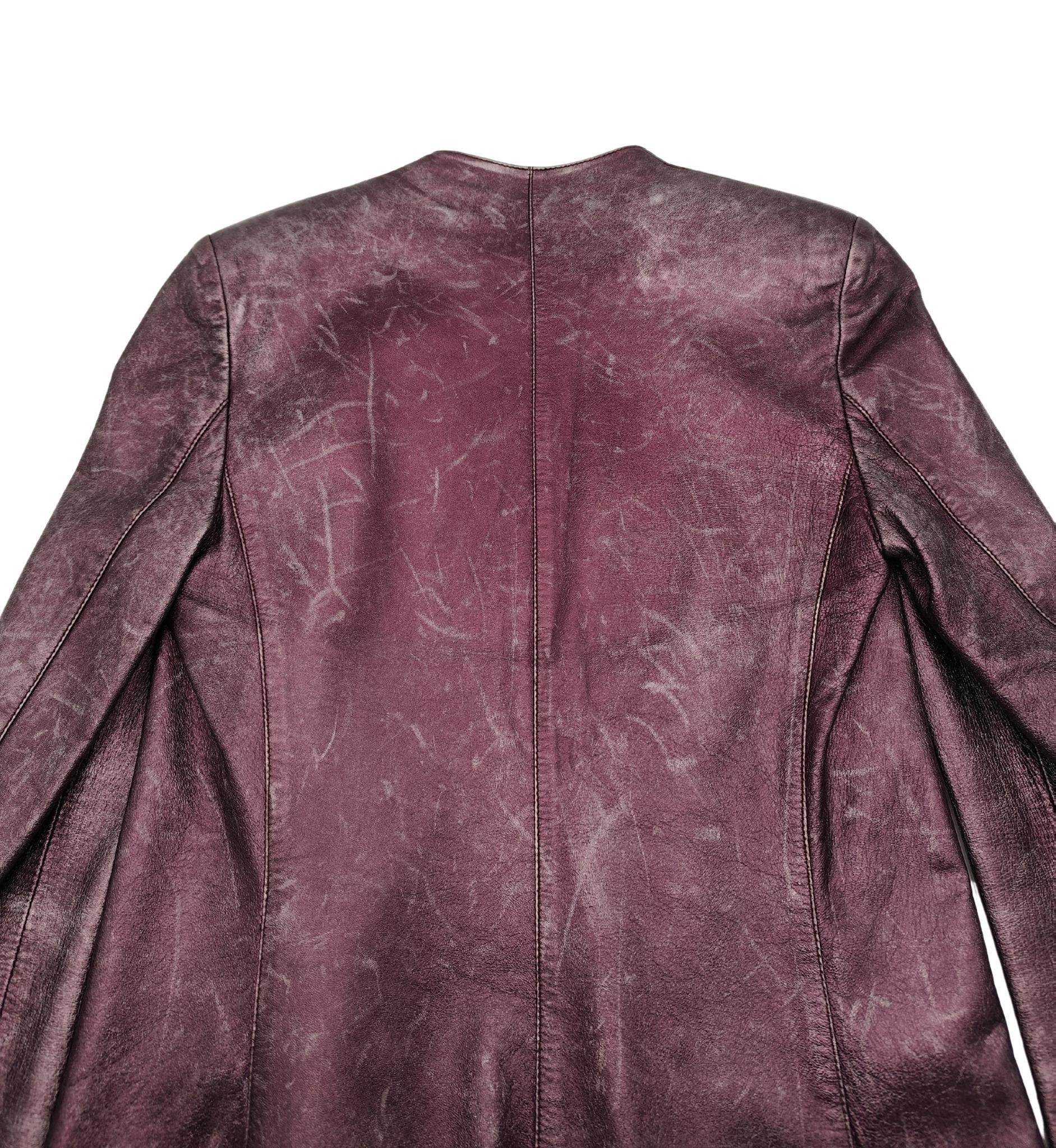 Genny Metallic lila Lederjacke und Oberteil aus Leder im Angebot 2