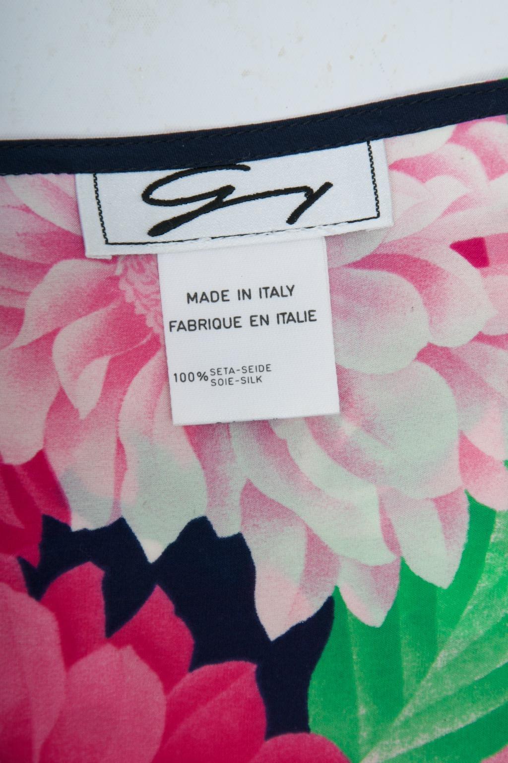 Top de seda con estampado Genny en venta 3