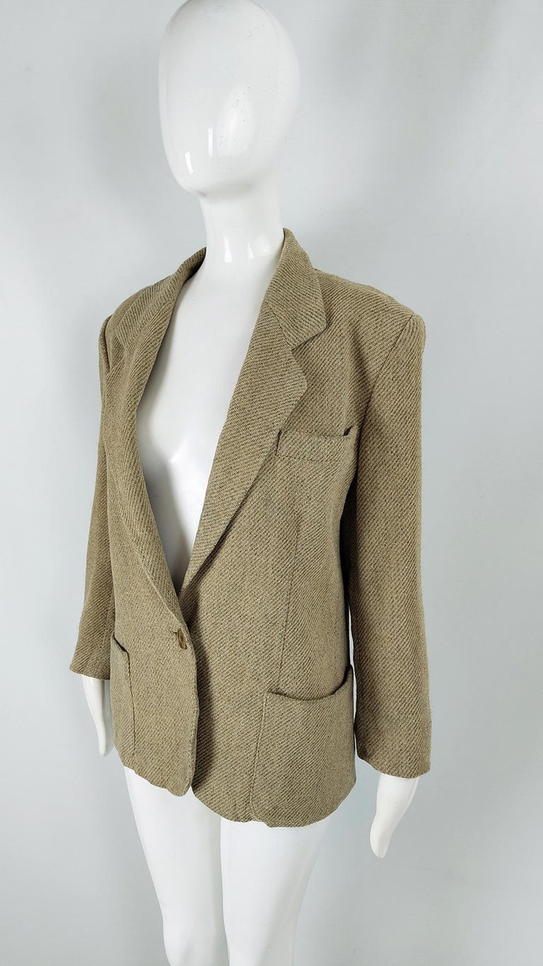Genny Vintage Cream Wool Womens Shoulder Pads Blazer Jacket, 1980s For