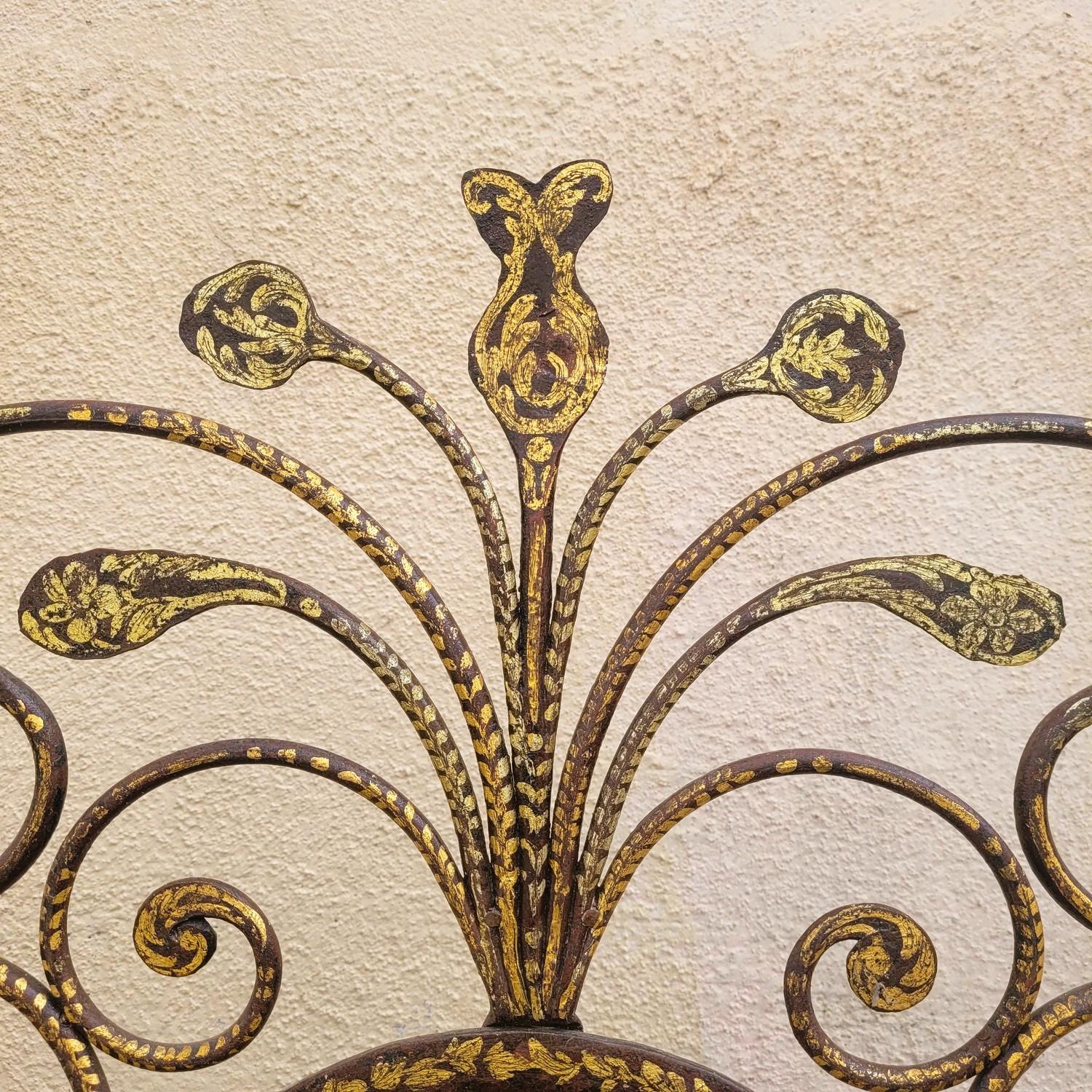 Genoese Bed In Painted Iron, Width 145cm, Early 19th Century In Good Condition For Sale In MARSEILLE, FR