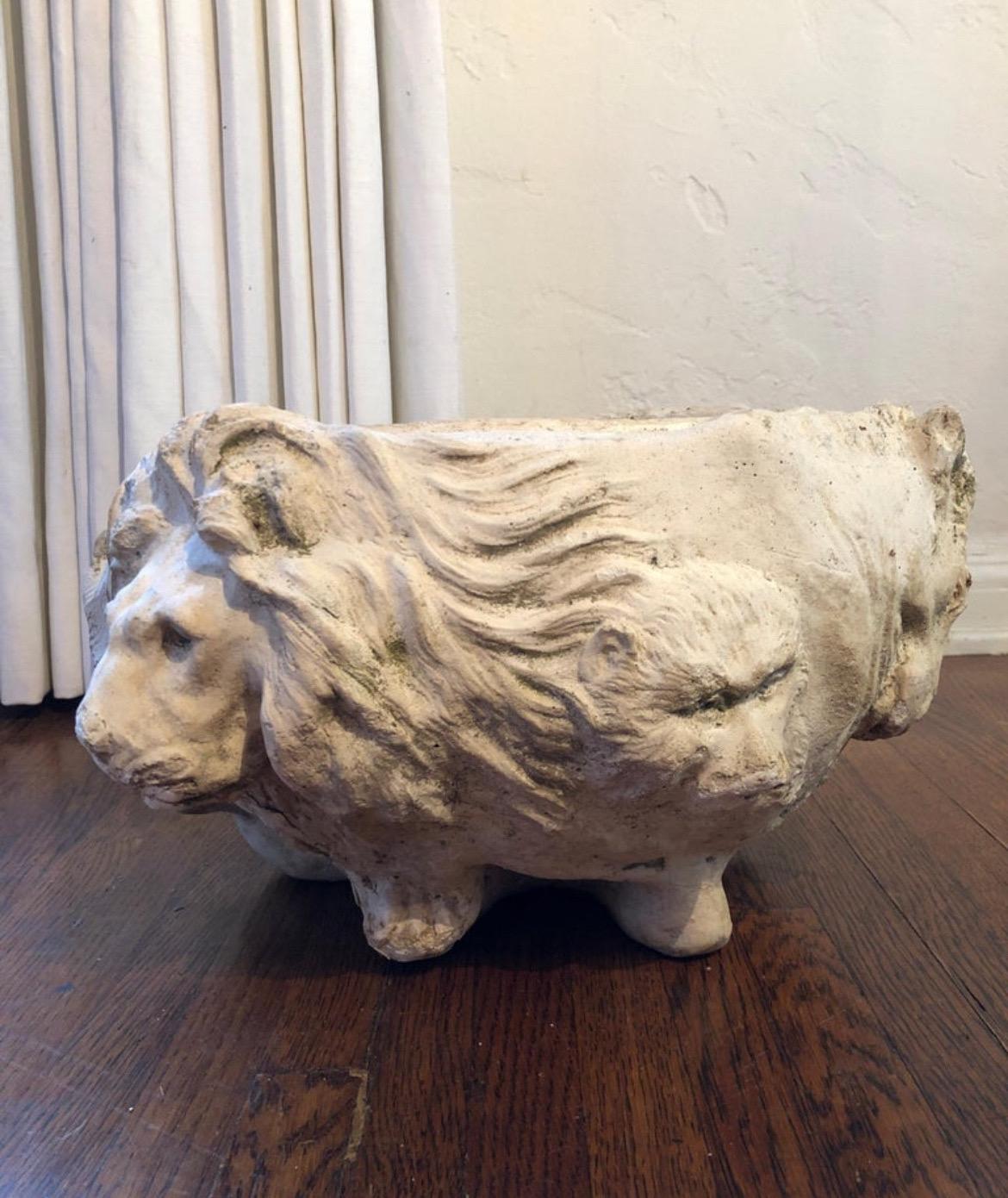 Jardinière/ Jardinière de style Genryusai Seiya en pierre - Animaux zoomorphes avec lion en vente 1