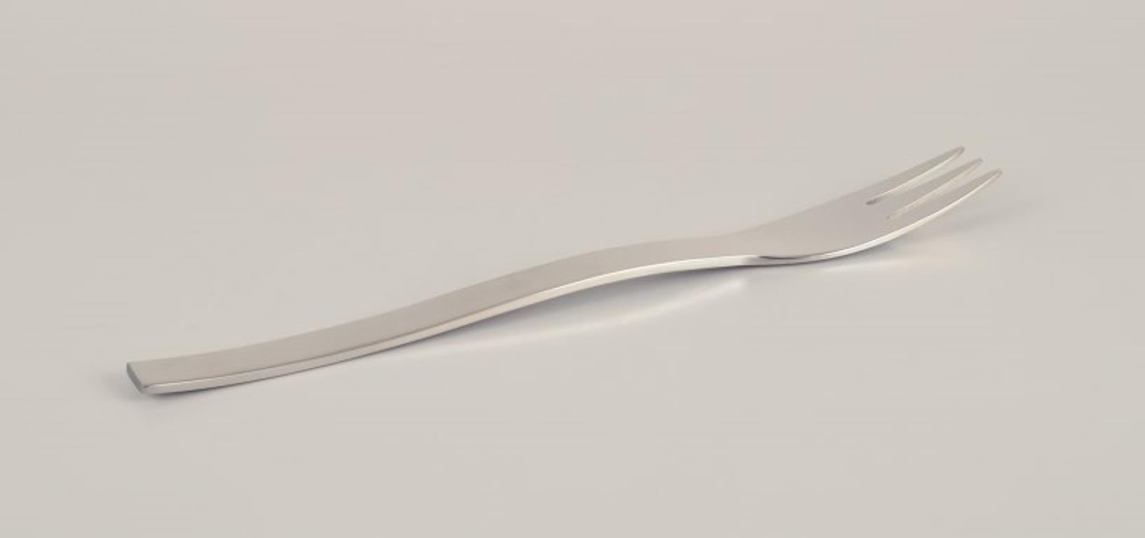 Gense, Sweden.
Two serving forks in stainless steel.
Late 20th century.
In perfect condition.
Marked.
Dimensions: L 23.5 cm.