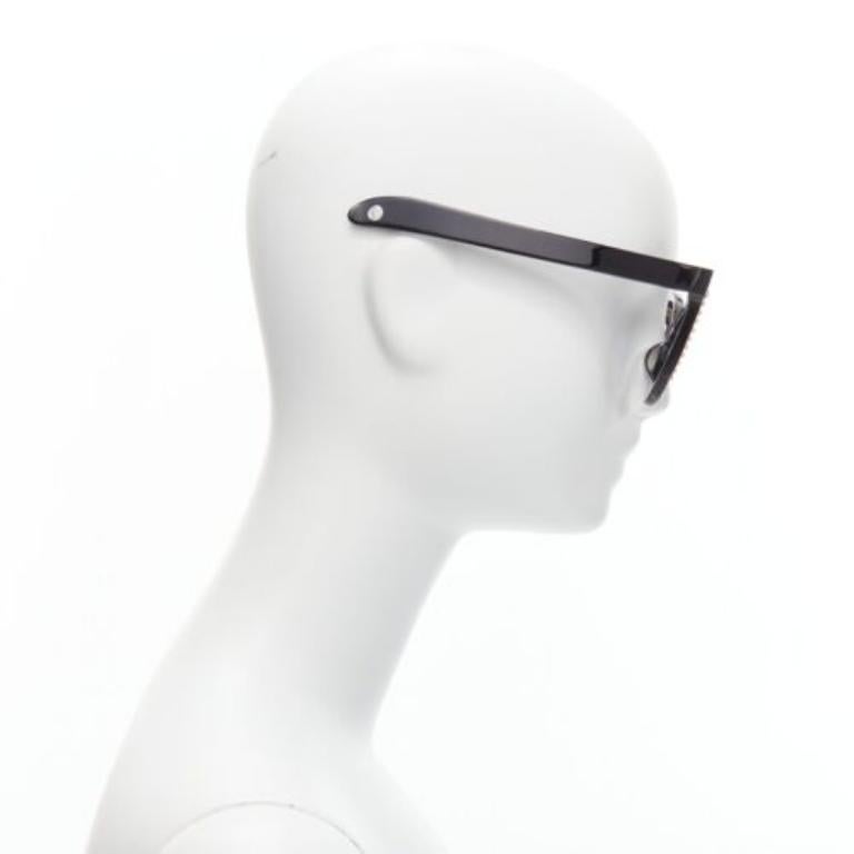 Donna Occhiali da sole GENTLE MONSTER Pushbutton Swarovski Cat Eye in cristallo nero in vendita