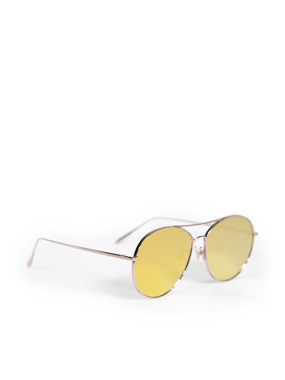 CONDITION is Very good. Hardly any visible wear to sunglasses is evident on this used Gentle Monster designer resale item. This item comes with original box.
 
 
 
 Details
 
 
 Model: Ranny Ring
 
 Silver
 
 Metal
 
 Sunglasses
 
 Aviator frame
 
