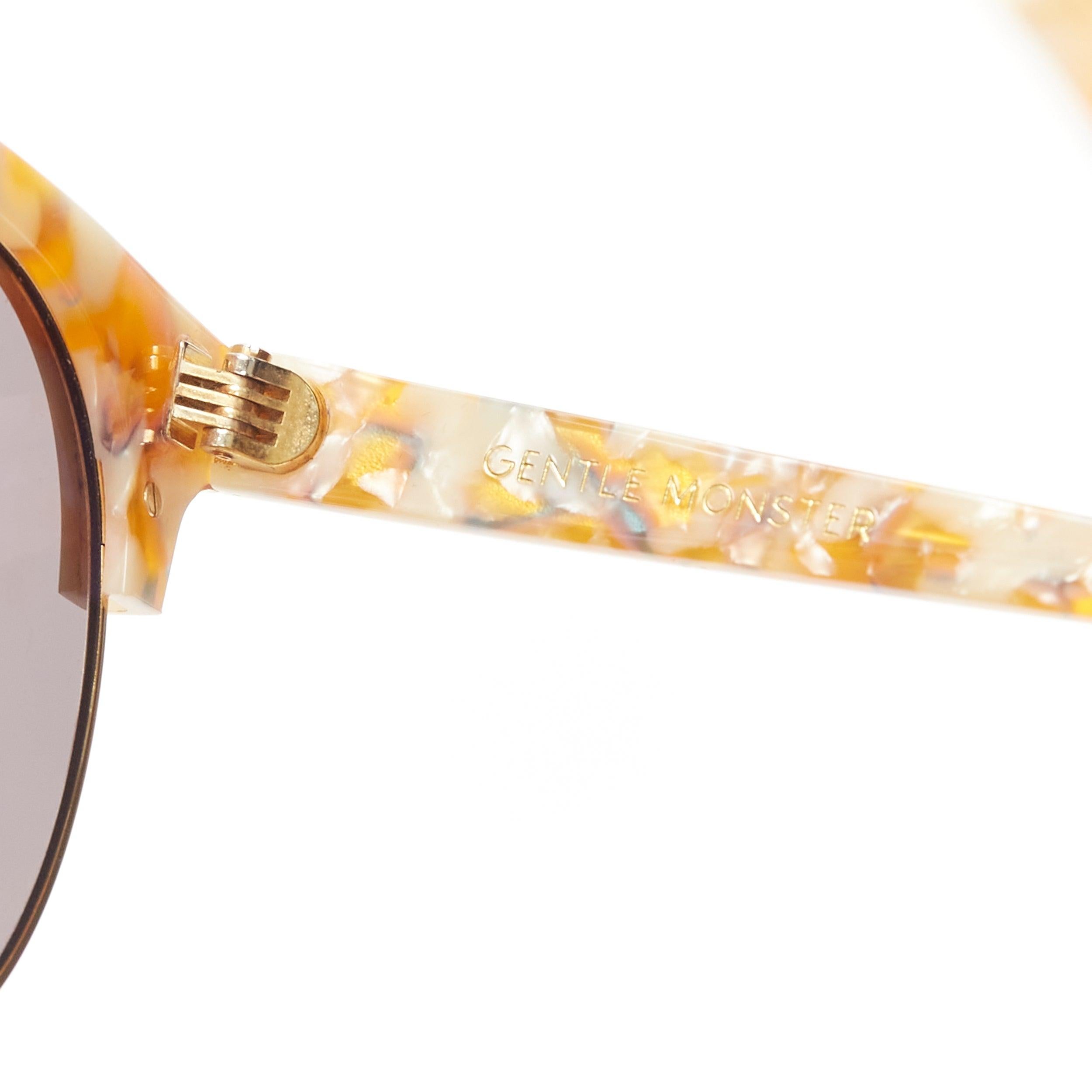Occhiali da sole GENTLE MONSTER TOME Supernature oro nero cateye riflettente viola in vendita 5