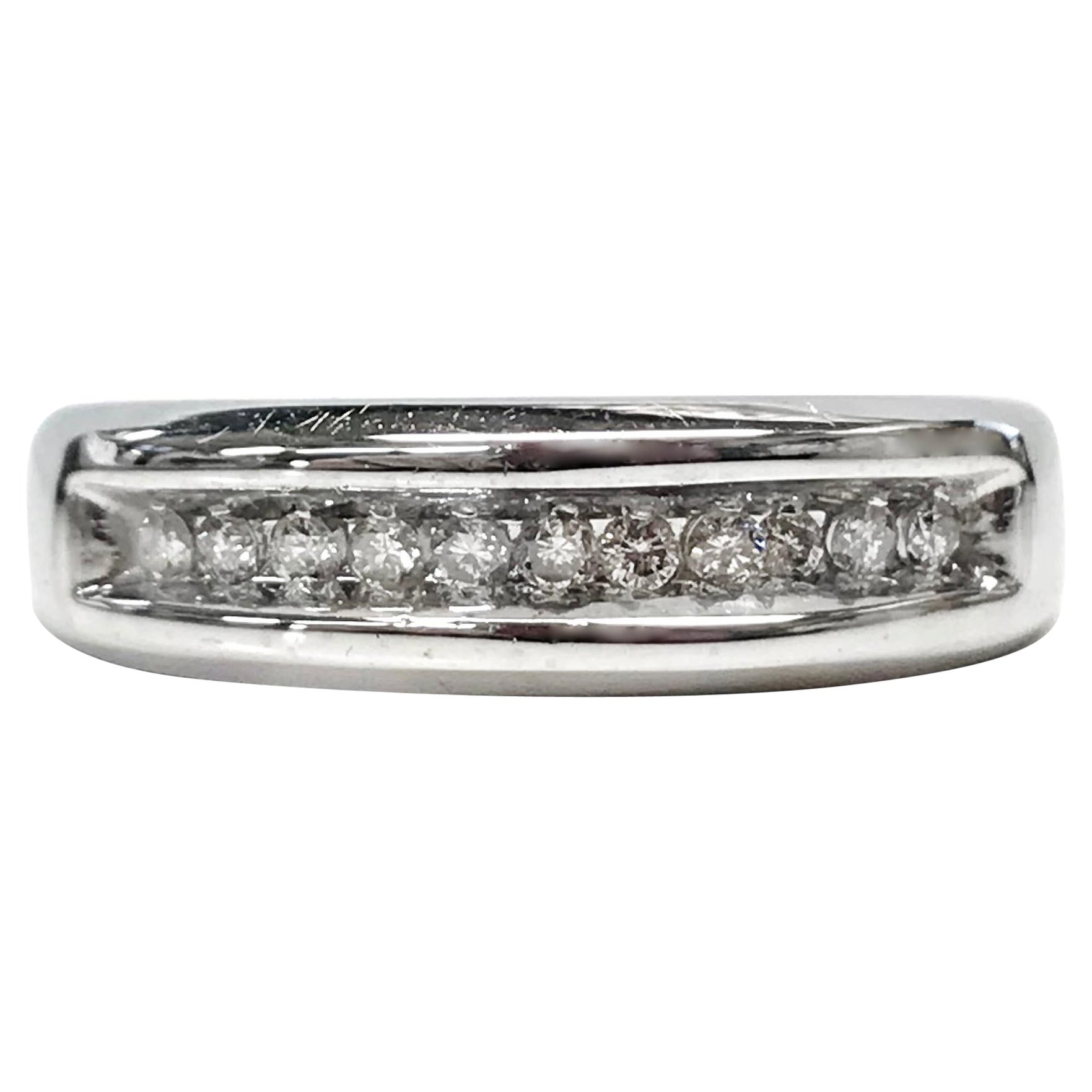 Bague pour homme en or blanc 14 carats sertie de diamants en bande