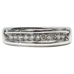 Bague pour homme en or blanc 14 carats sertie de diamants en bande