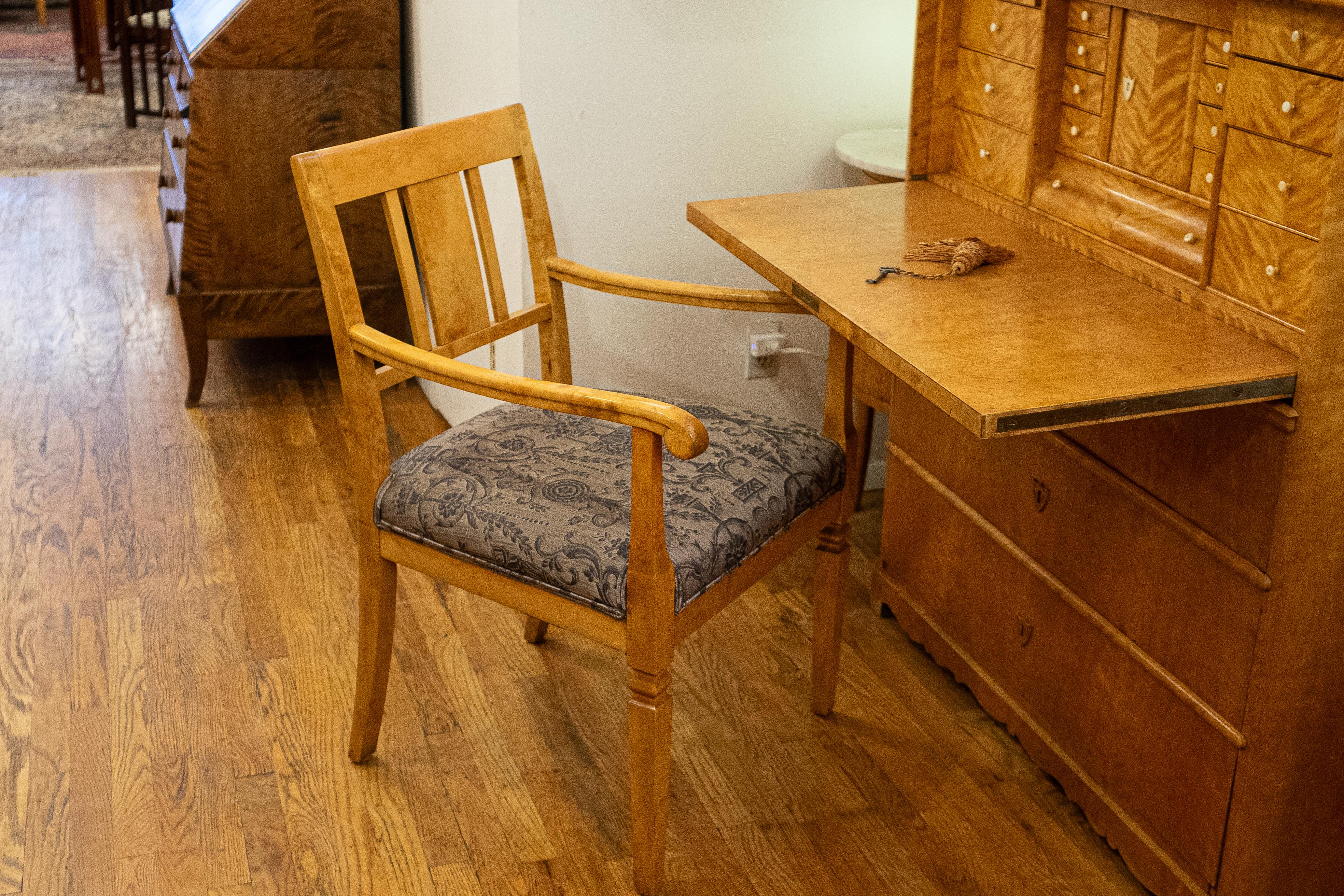 Gentleman's Biedermeier Desk Chair For Sale 5