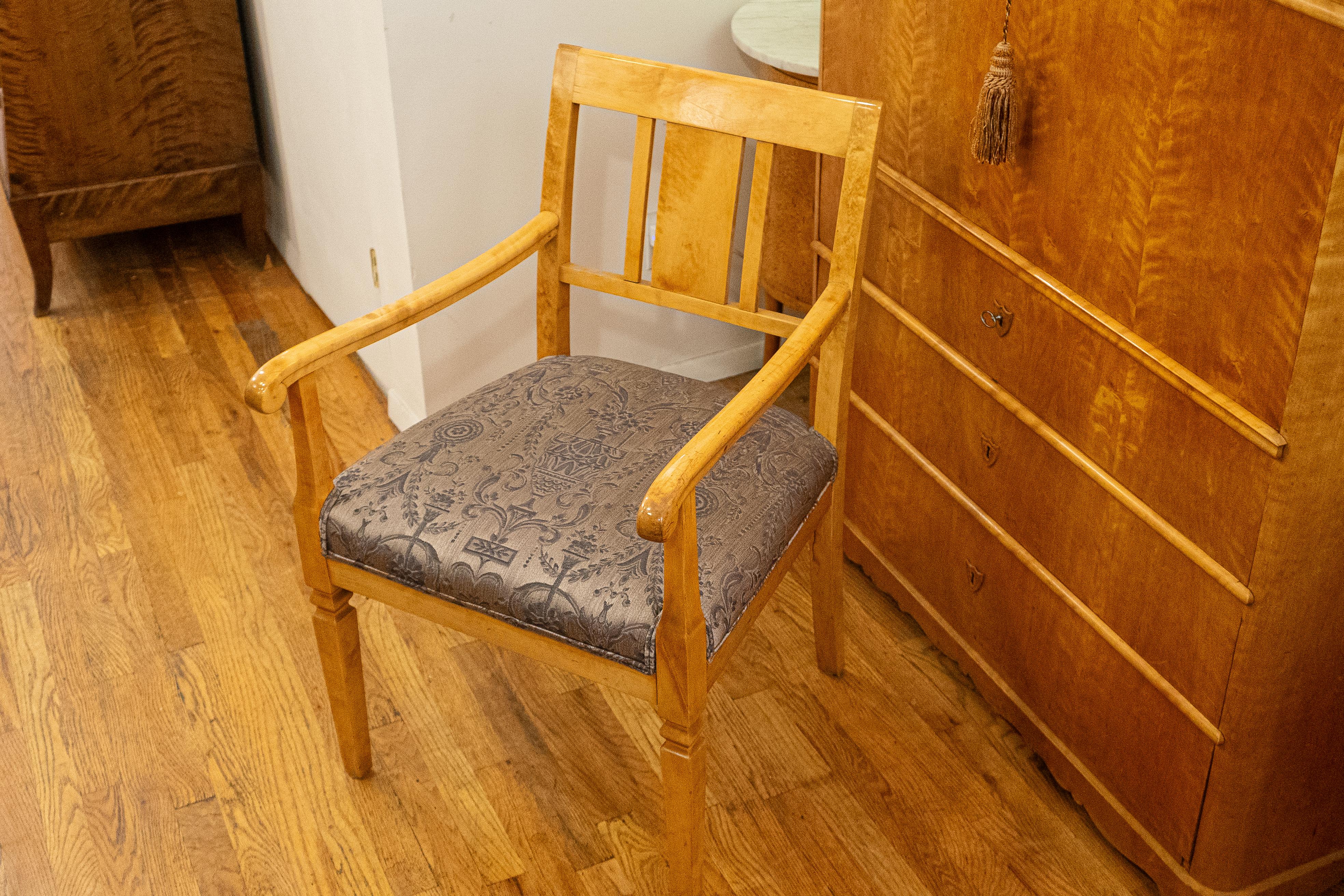 Gentleman's Biedermeier Desk Chair For Sale 11