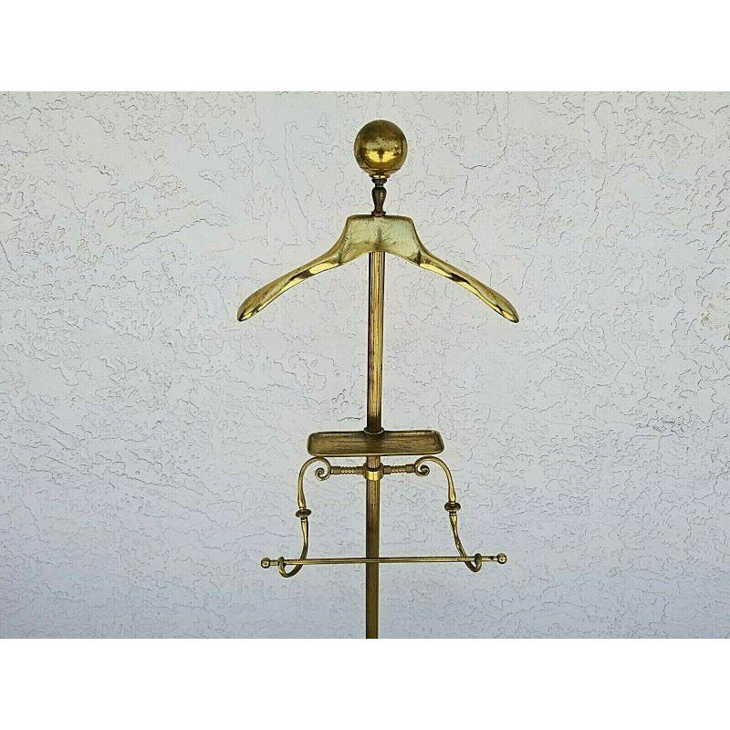 Offering One Of Our Recent Palm Beach Estate Fine Furniture Acquisitions Of An
Art Deco Antique Gentleman's Brass Valet Butler by Glo-Mar Artworks Inc NY

Approximate Measurements in Inches
60
