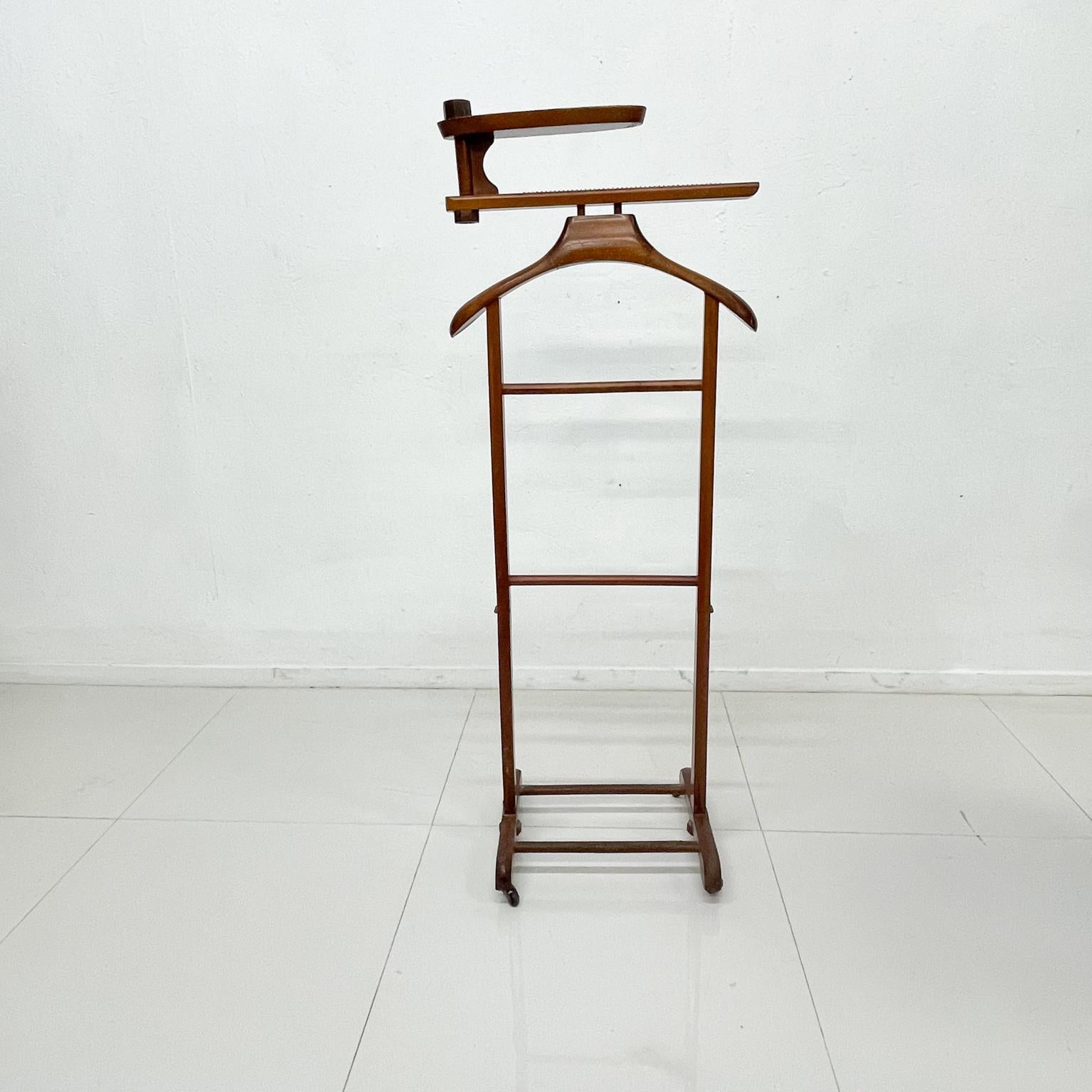 Italian Gentleman's Collapsible Wood Travel Valet Stand on Wheels 1950s Made in Italy