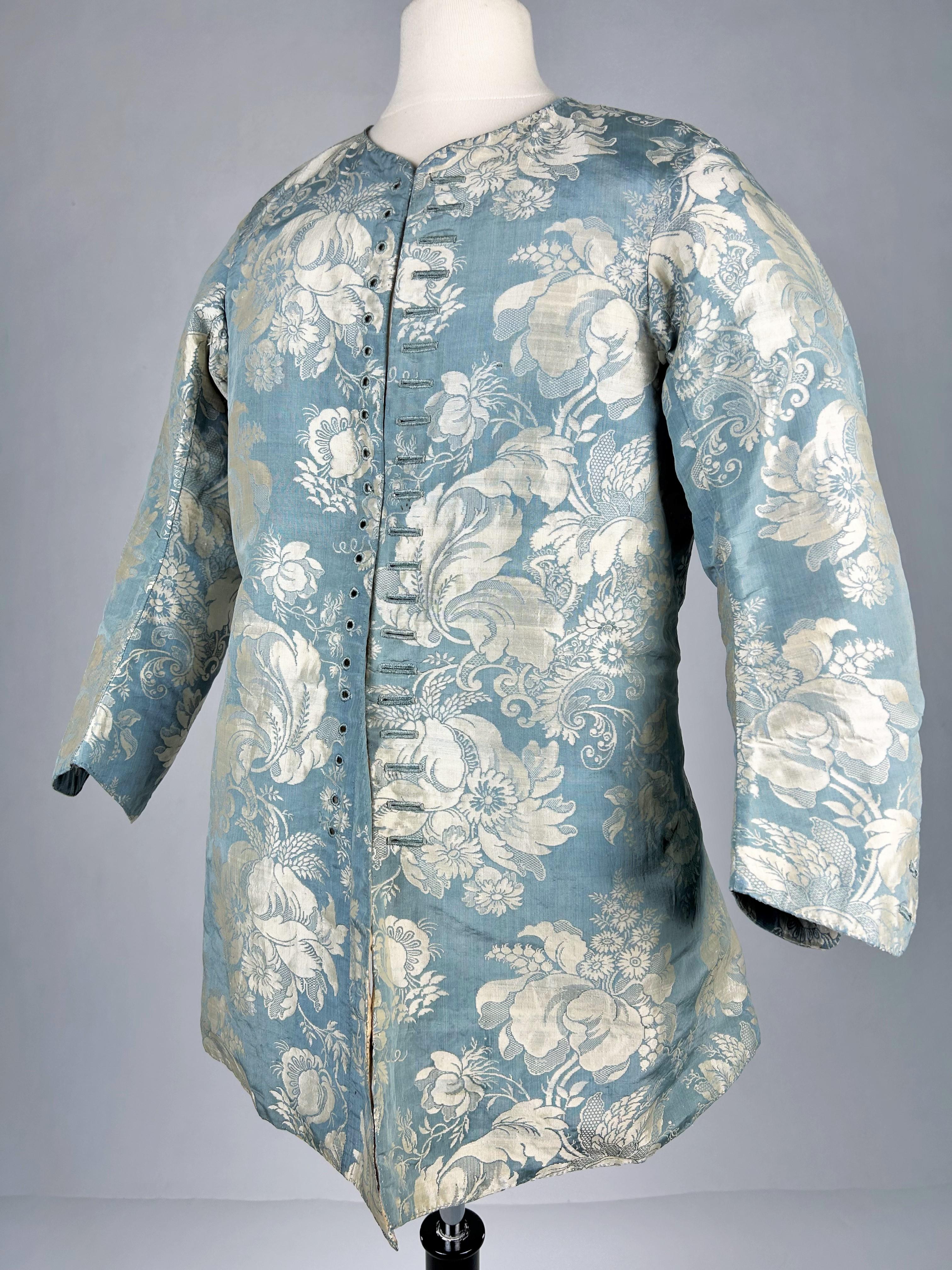 Women's Gentleman's jacket in silk lampas - Holland Circa 1730-1740 For Sale