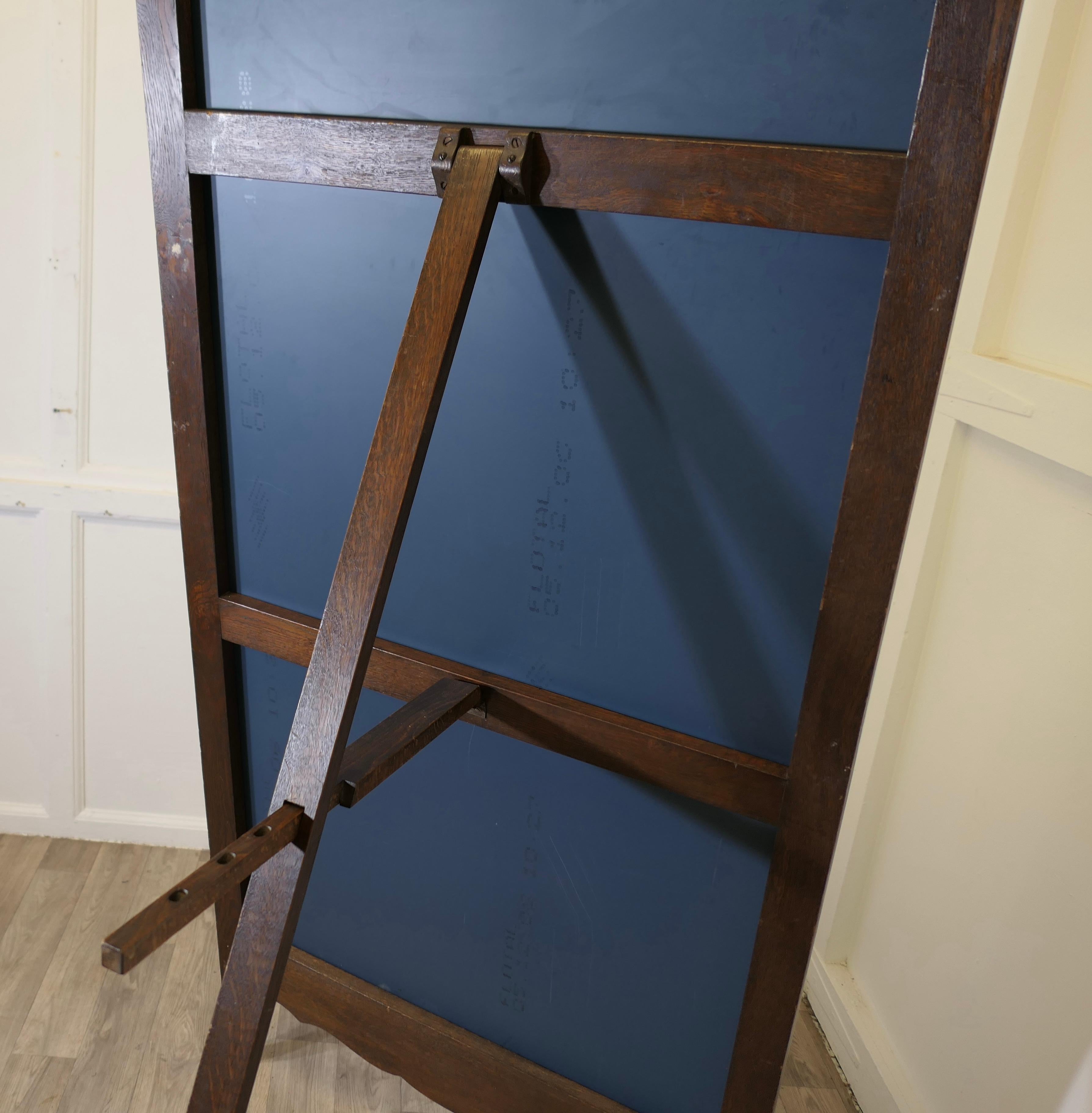 Specchio da toeletta Cheval di Gentleman's Outfitters in vendita 2