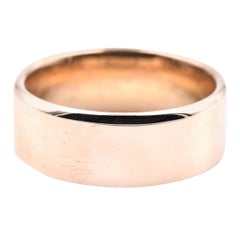 Gent’s 14 Karat Yellow Gold Wedding Band