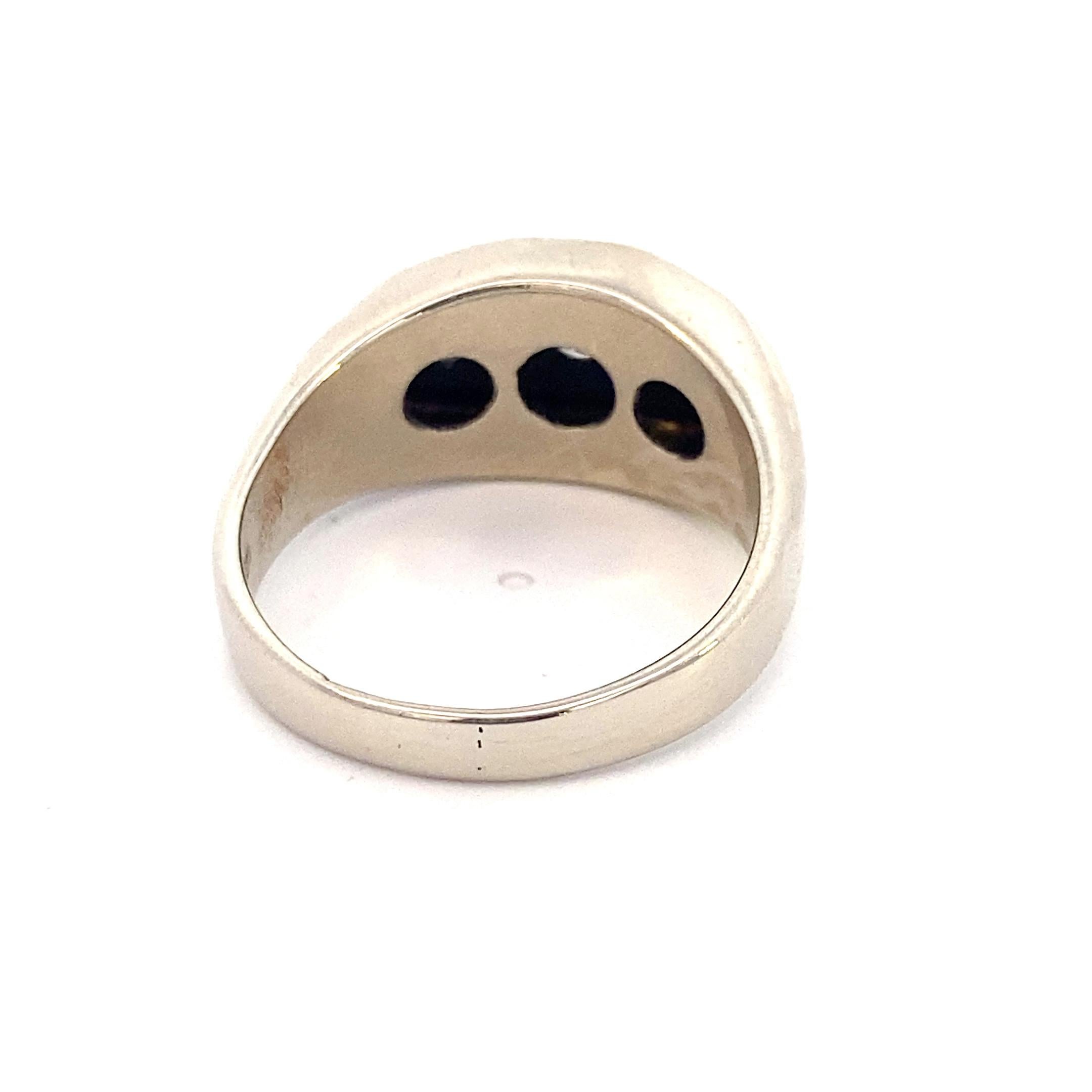 Gents 14Karat White Gold 1Carat Round Diamond Fashion Ring  In Good Condition In South Bend, IN