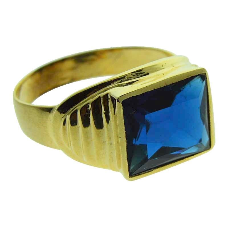 Gent's Art Deco Solid Gold Ring, circa 1940s In Excellent Condition In Long Beach, CA