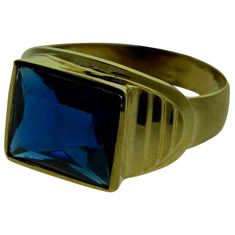 Gent's Art Deco Solid Gold Ring, circa 1940s