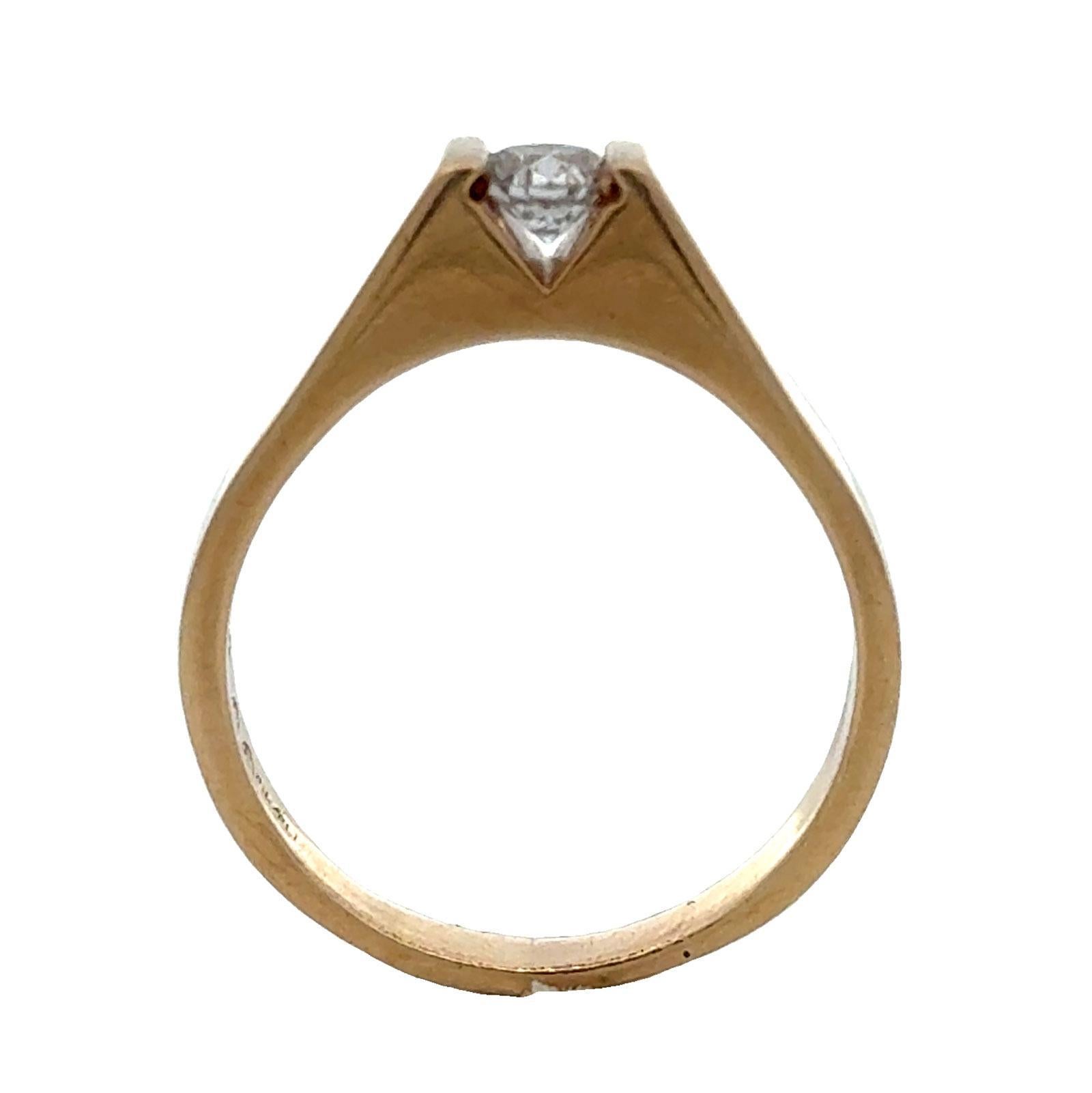 Gents Diamond 14 Karat Yellow Gold Solitaire Modern Ring For Sale 2