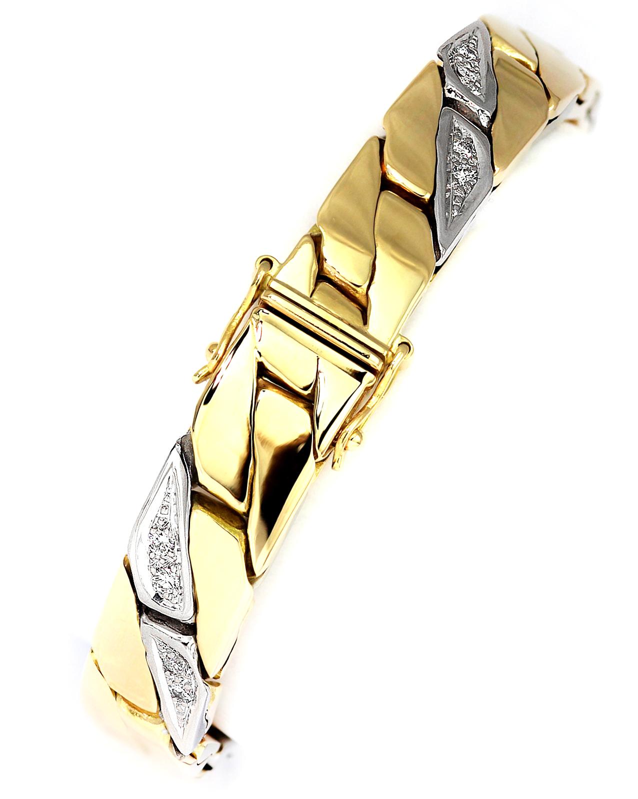 Modern Gents Diamond Curb Bracelet in Bimetal 18 Carat White & Yellow Solid Gold For Sale