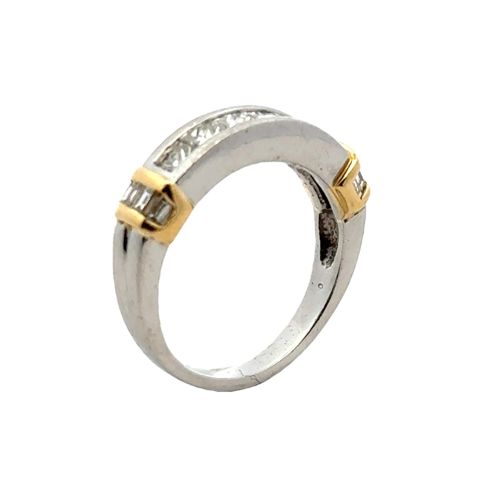 Anneau d'anniversaire en or jaune 18 carats, platine et diamant pour homme Pour hommes en vente