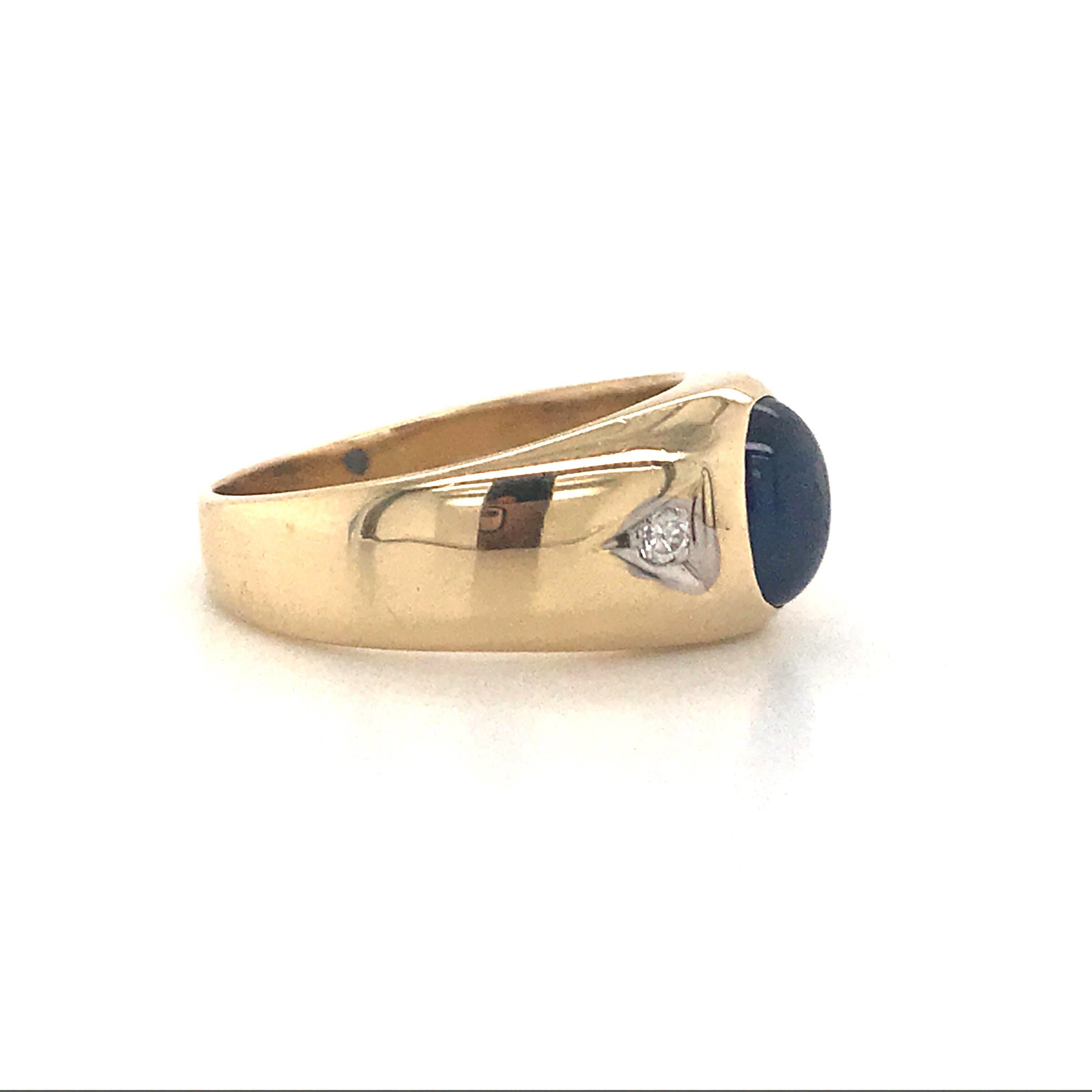 Gents Sapphire Diamond Ring 14 Karat Yellow Gold In Excellent Condition In New York, NY