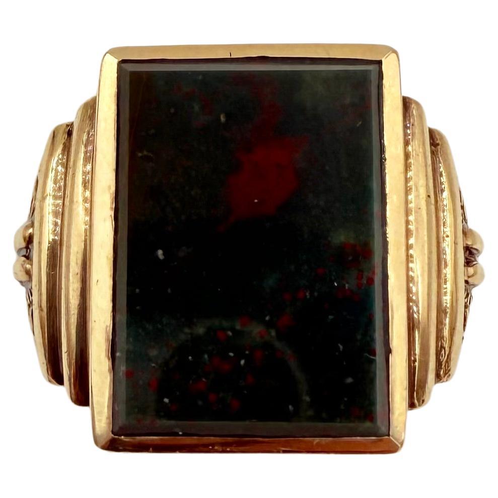 Bague Vintage pour homme en or jaune 10k avec pierre de sang Circa 1930s