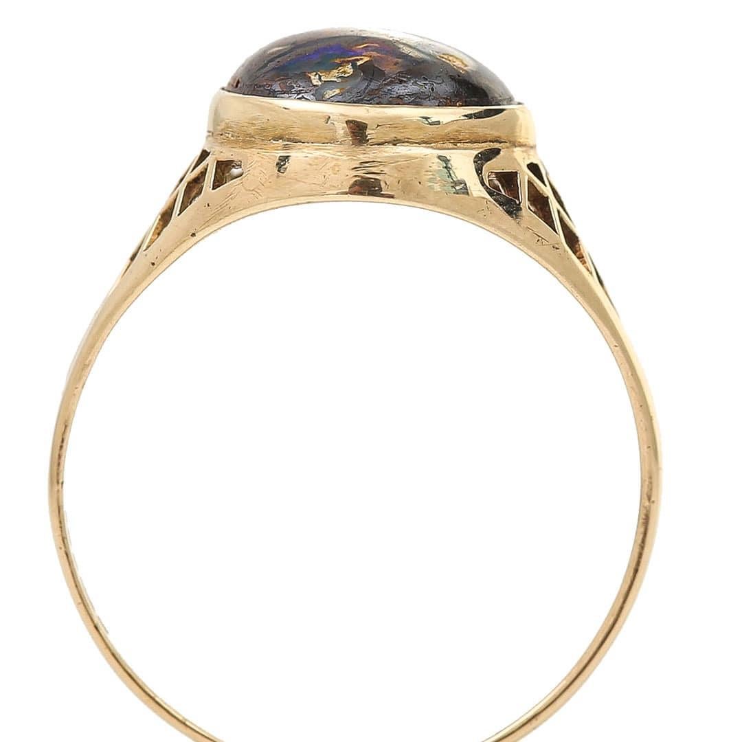 Gents Vintage Gold and Cabochon Opal Matrix Signet Ring, Circa 1980 2